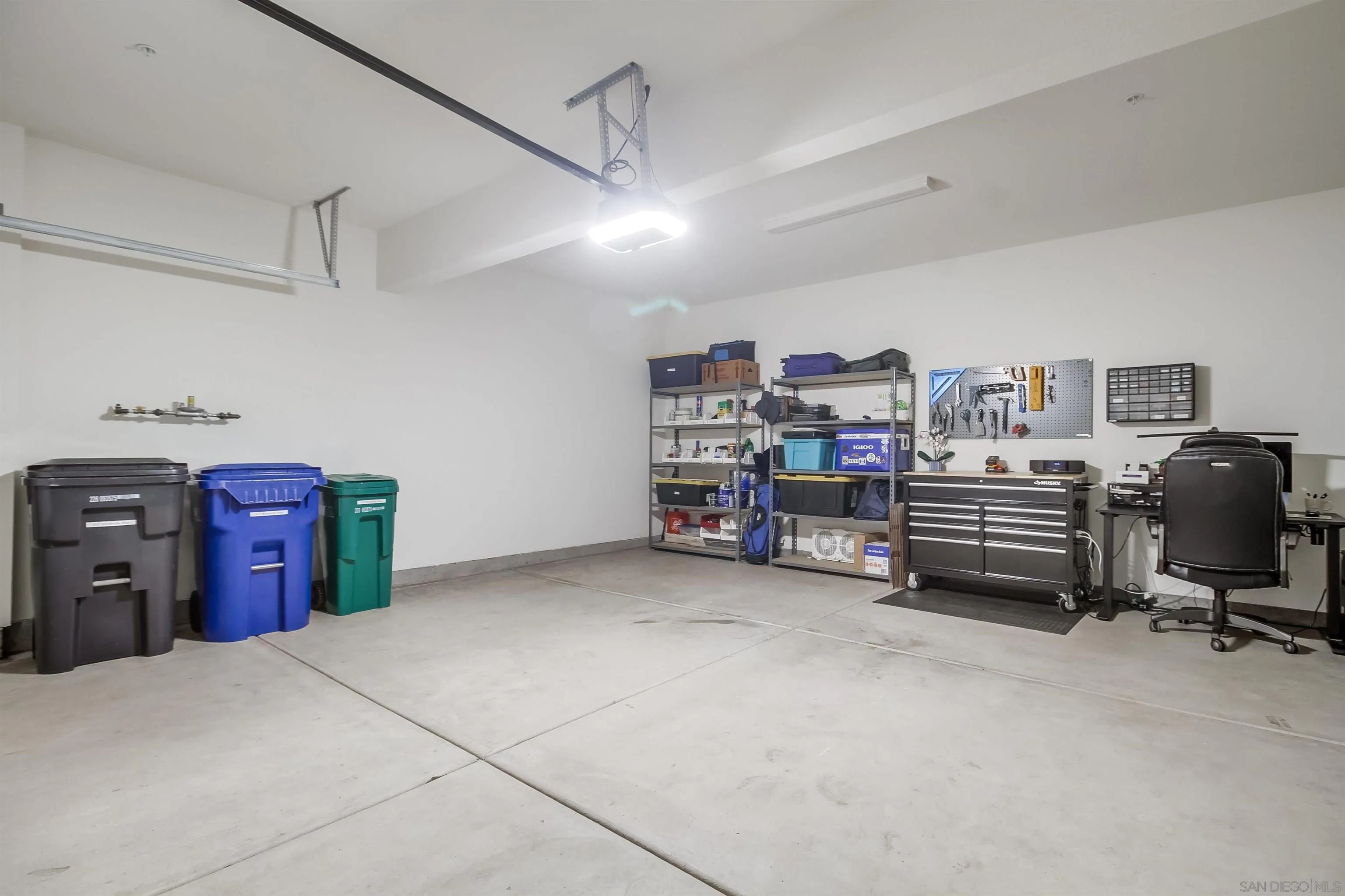 317 Brookside Way
