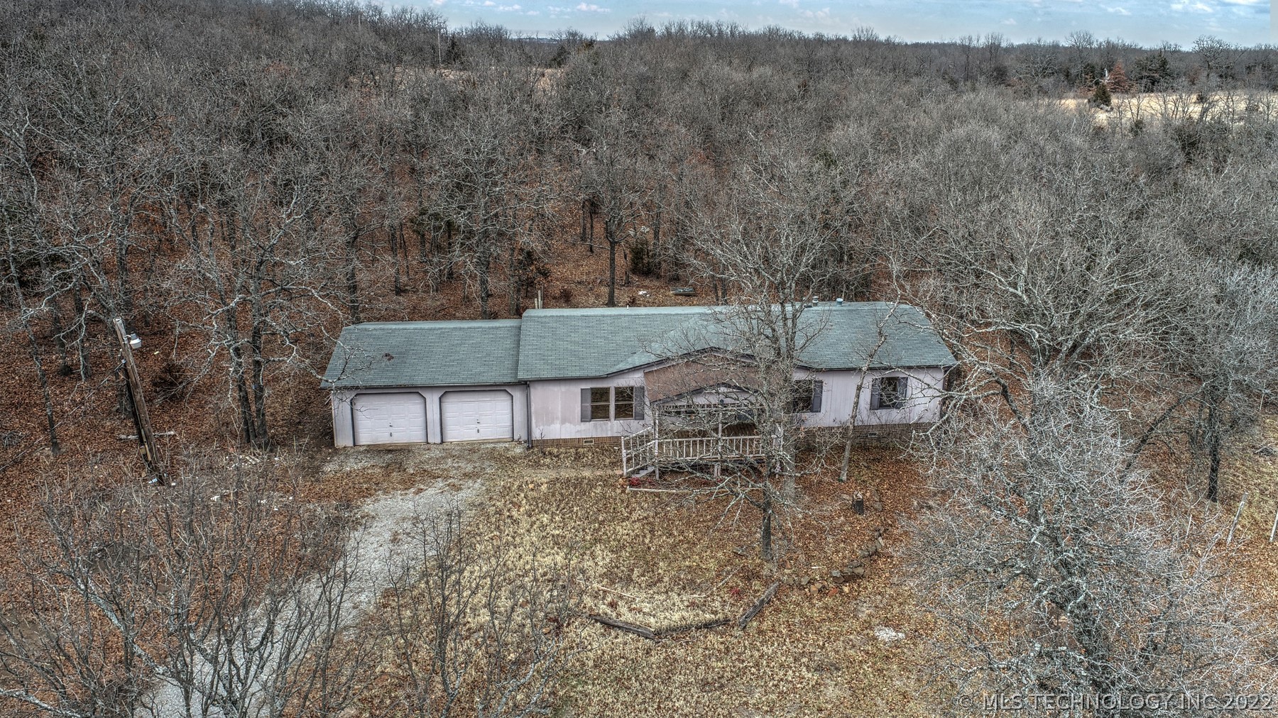 1064 W Chickasaw Road