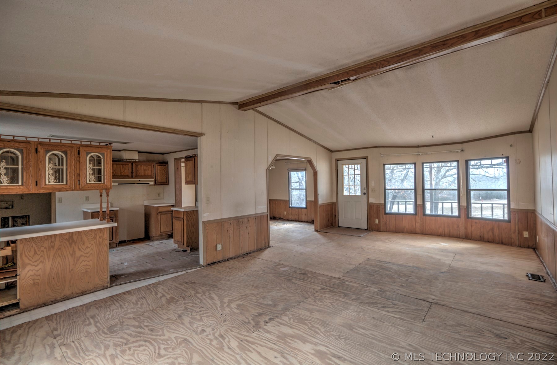 1064 W Chickasaw Road