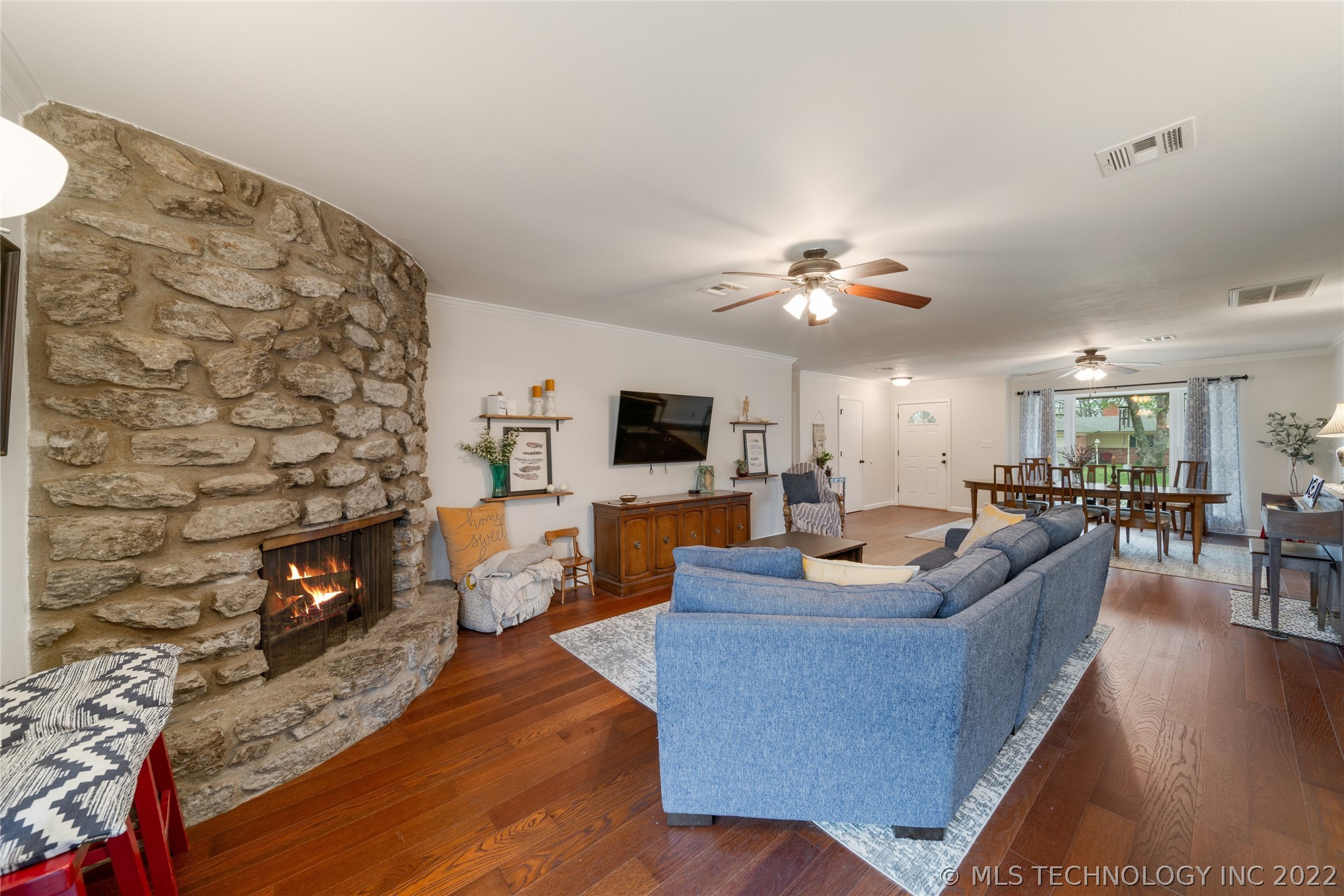 2305 S Juniper Avenue