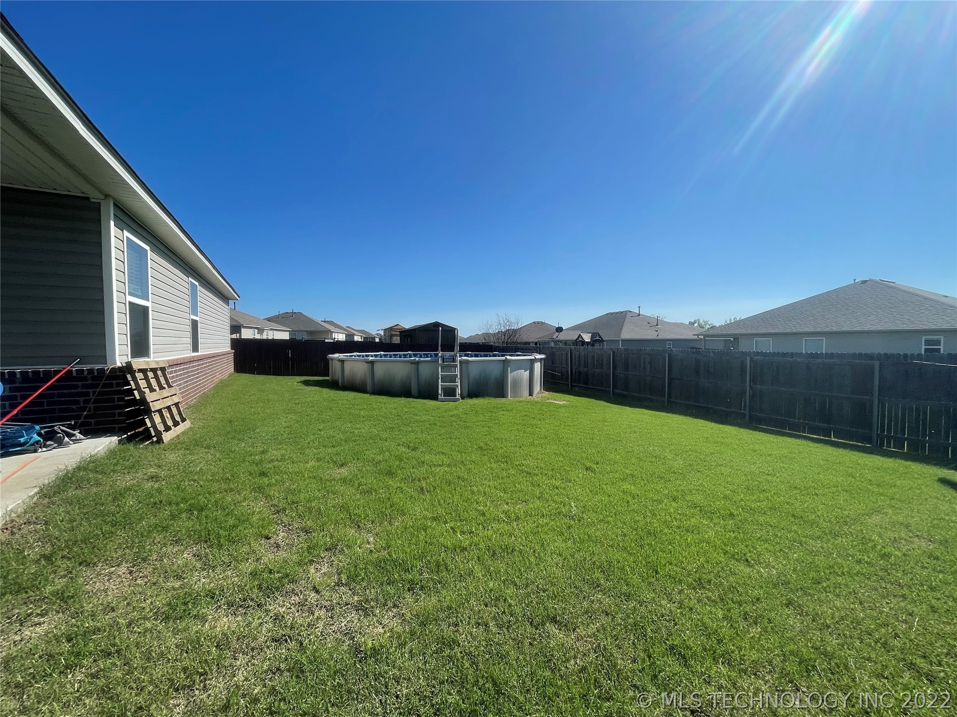 23092 Bessie Boulevard