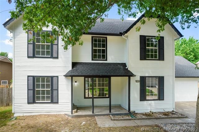 5304 S Hickory Avenue