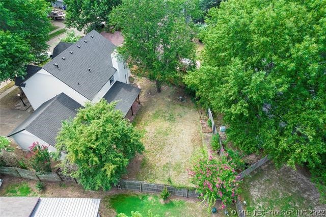 5304 S Hickory Avenue