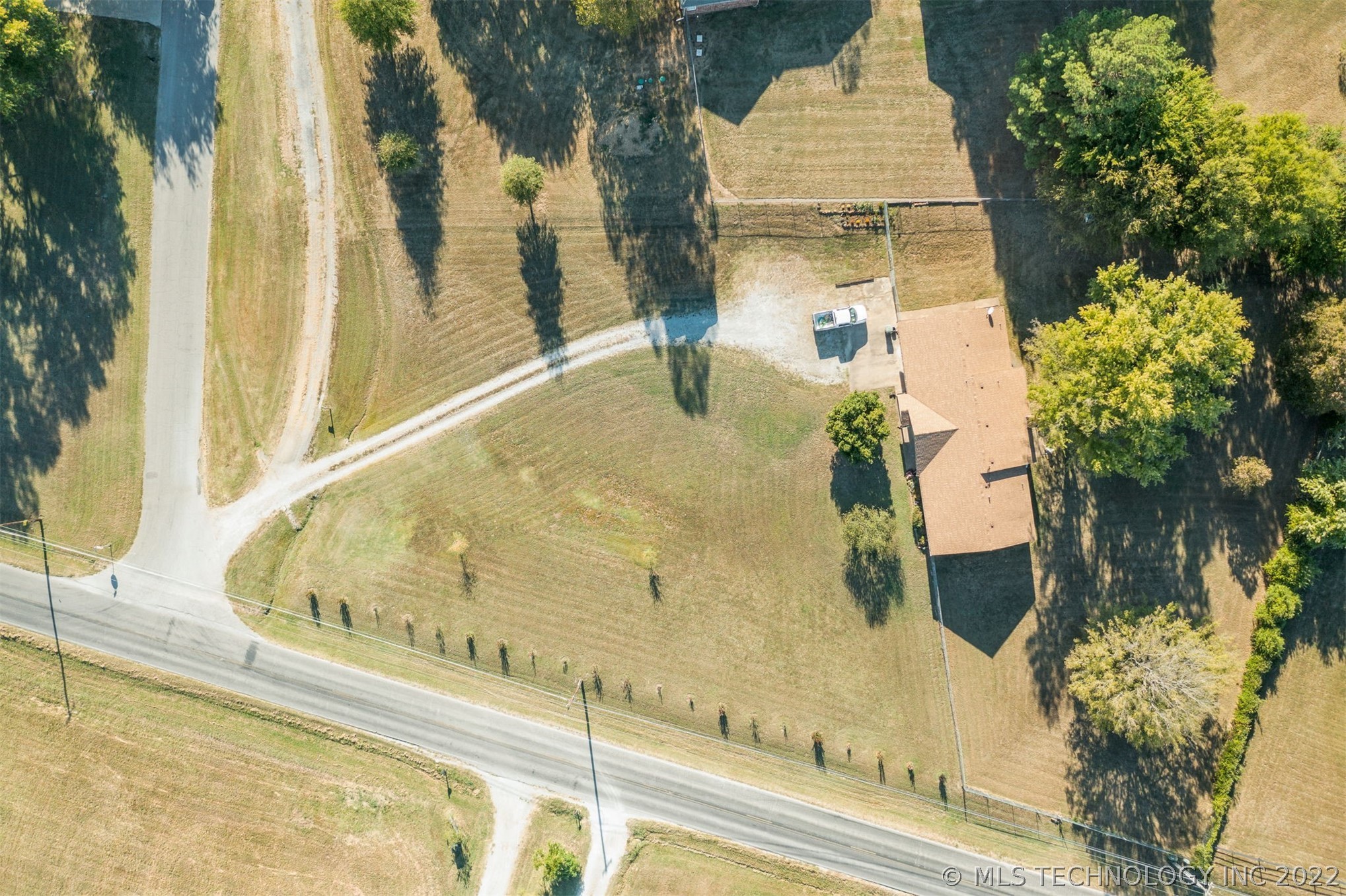 9965 E Clover Creek Drive