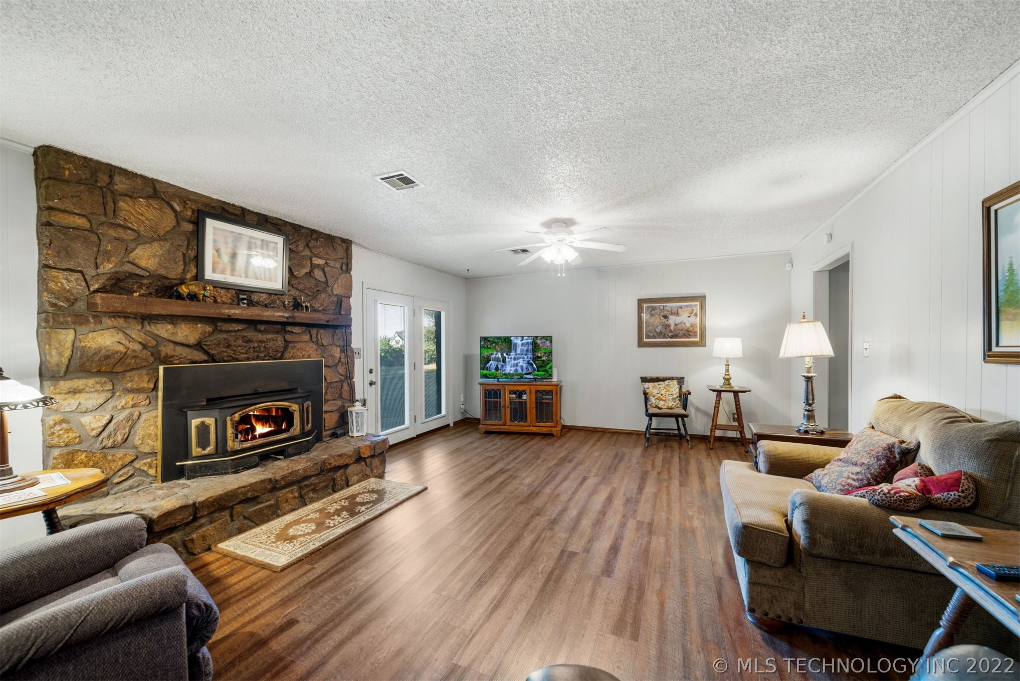 9965 E Clover Creek Drive