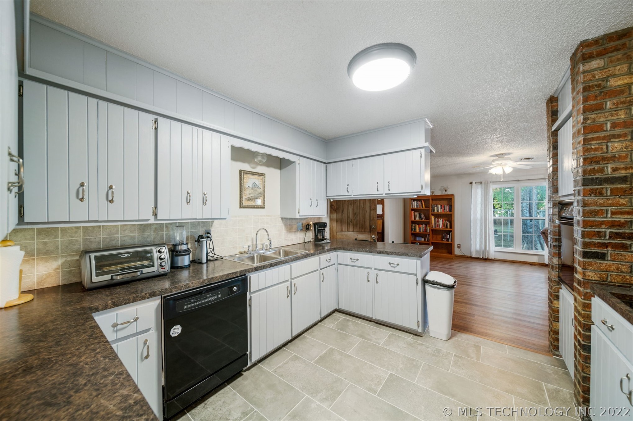 9965 E Clover Creek Drive