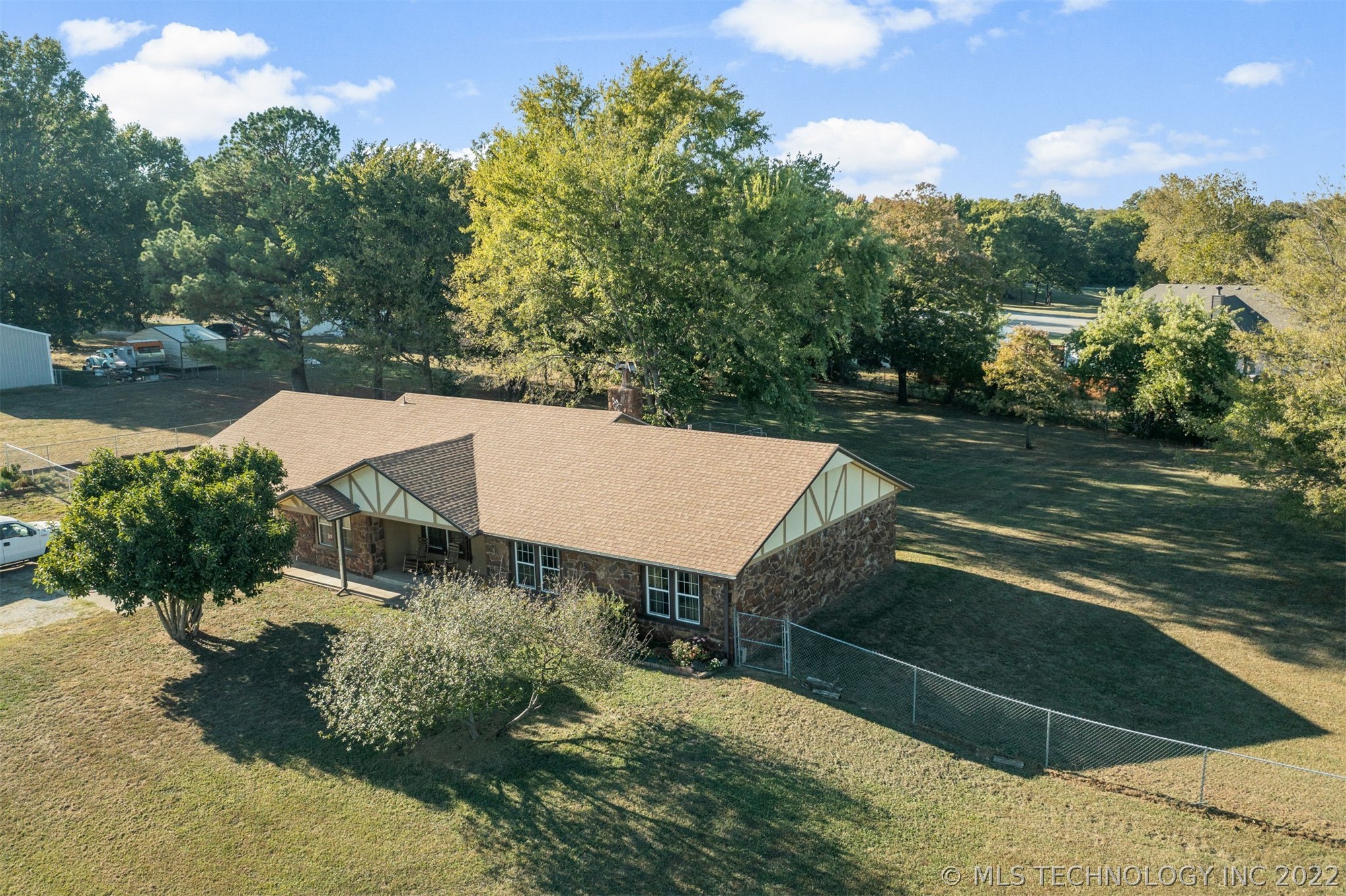 9965 E Clover Creek Drive