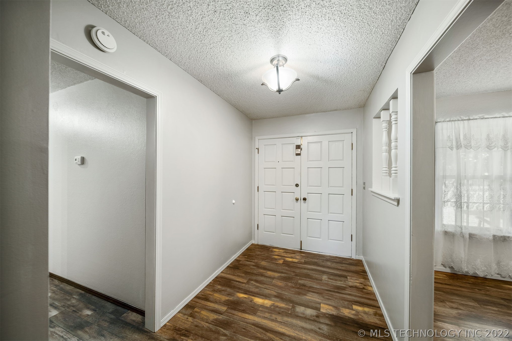 9965 E Clover Creek Drive