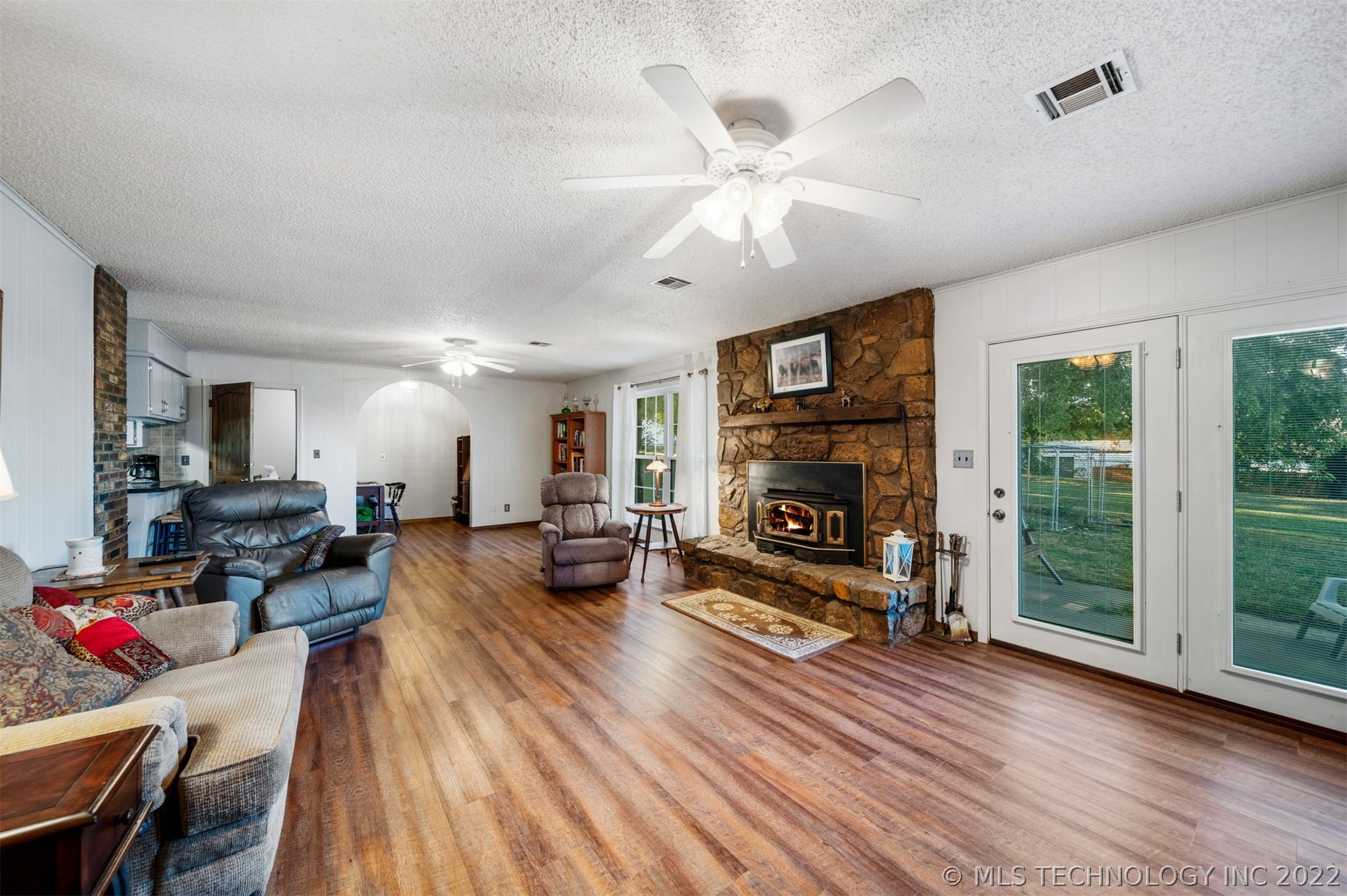 9965 E Clover Creek Drive