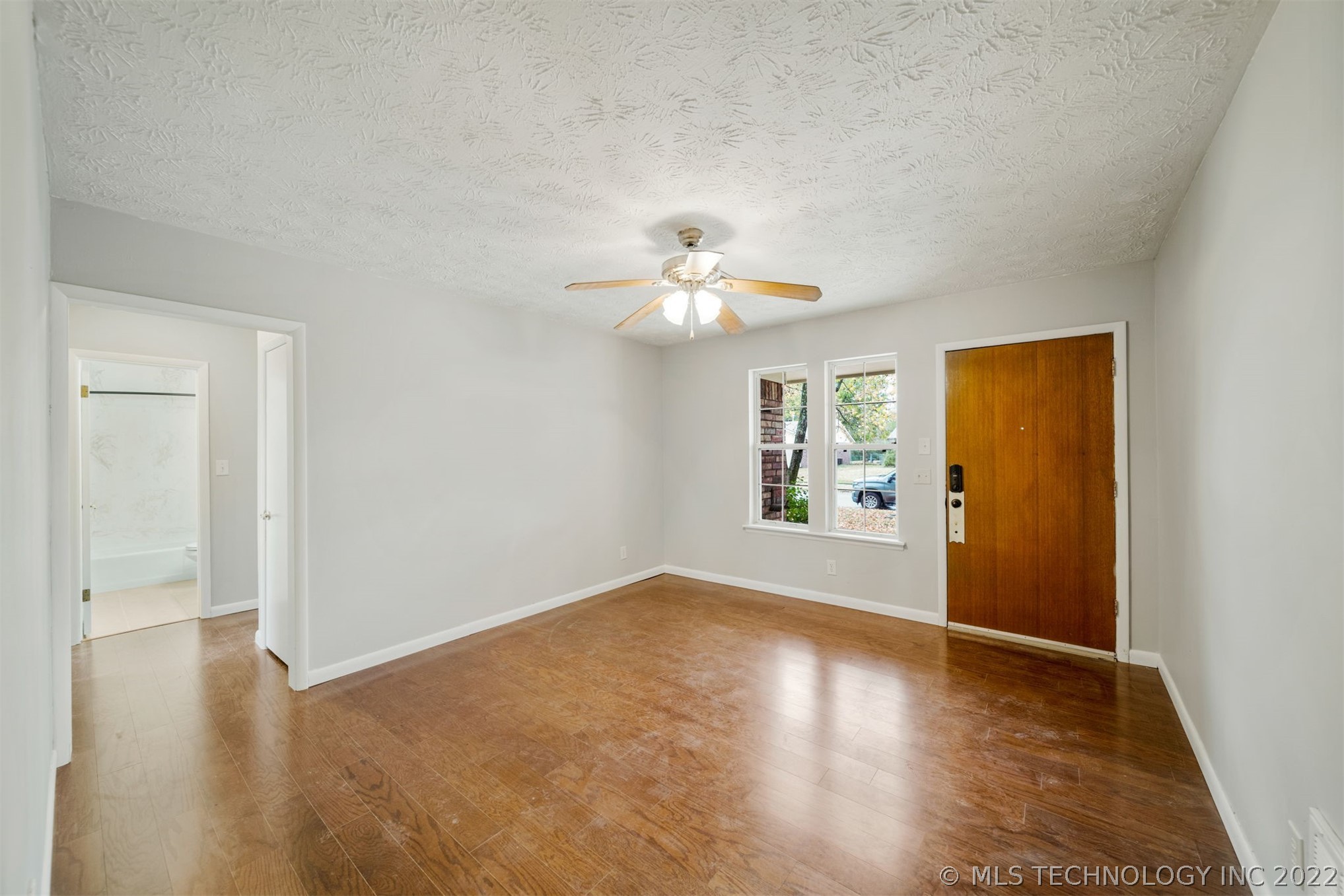 413 N Oklahoma Street