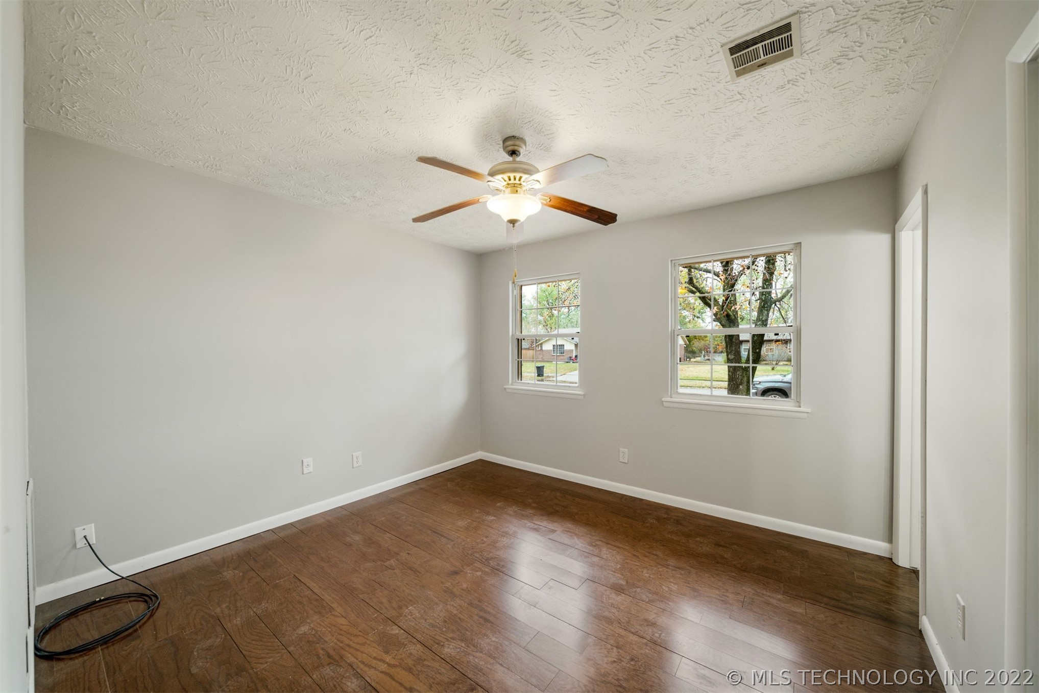 413 N Oklahoma Street