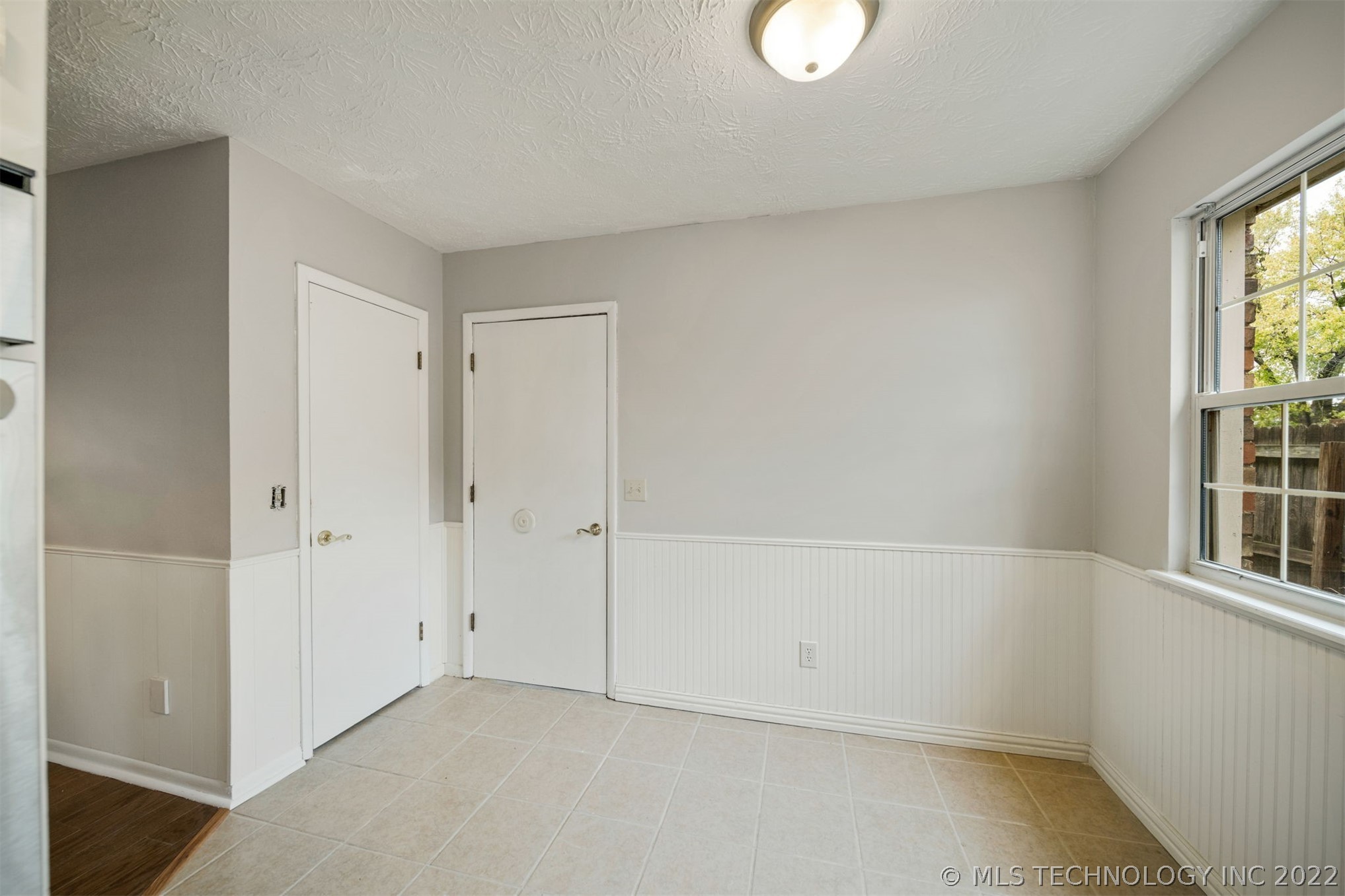 413 N Oklahoma Street