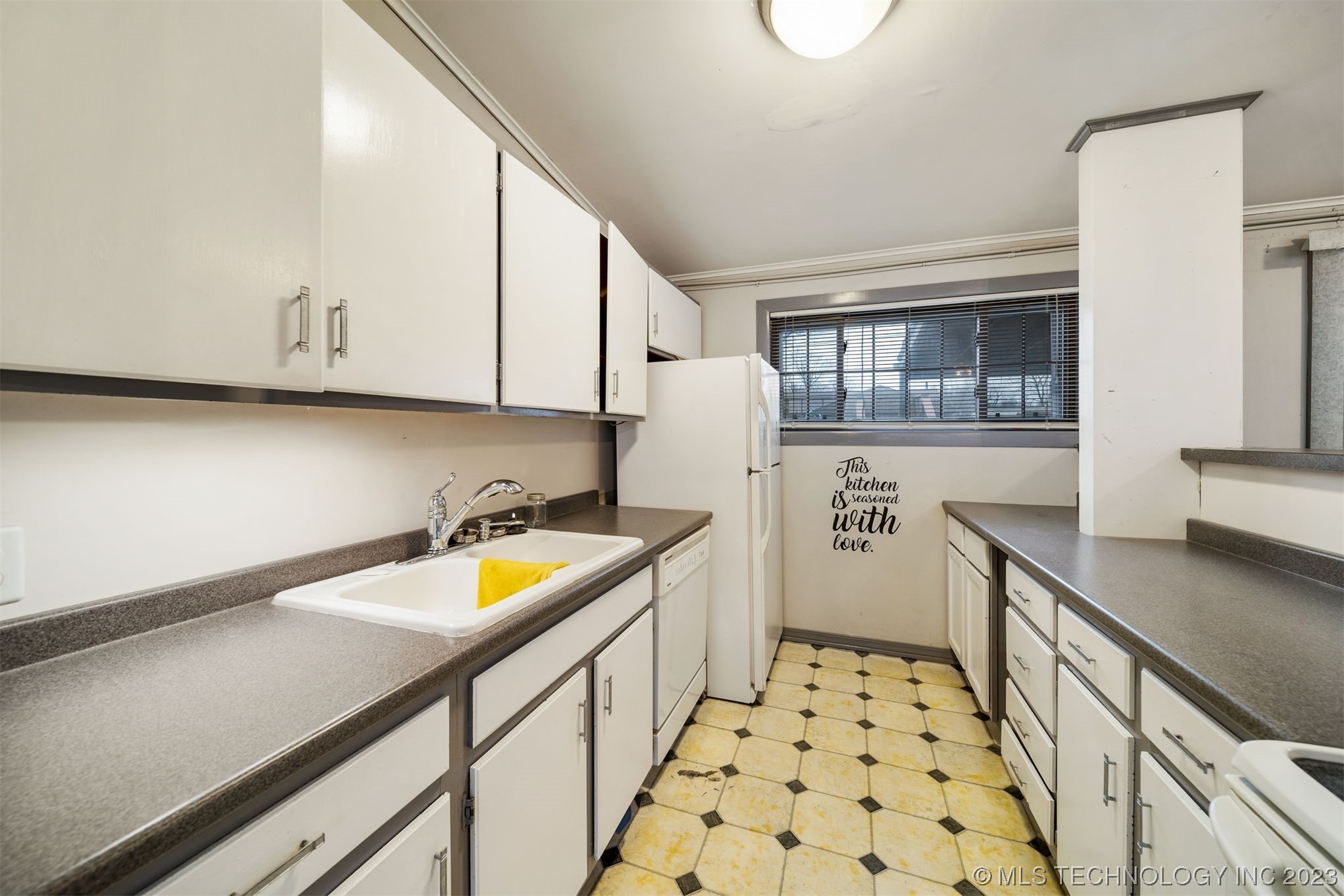 7880 E Marshall Street