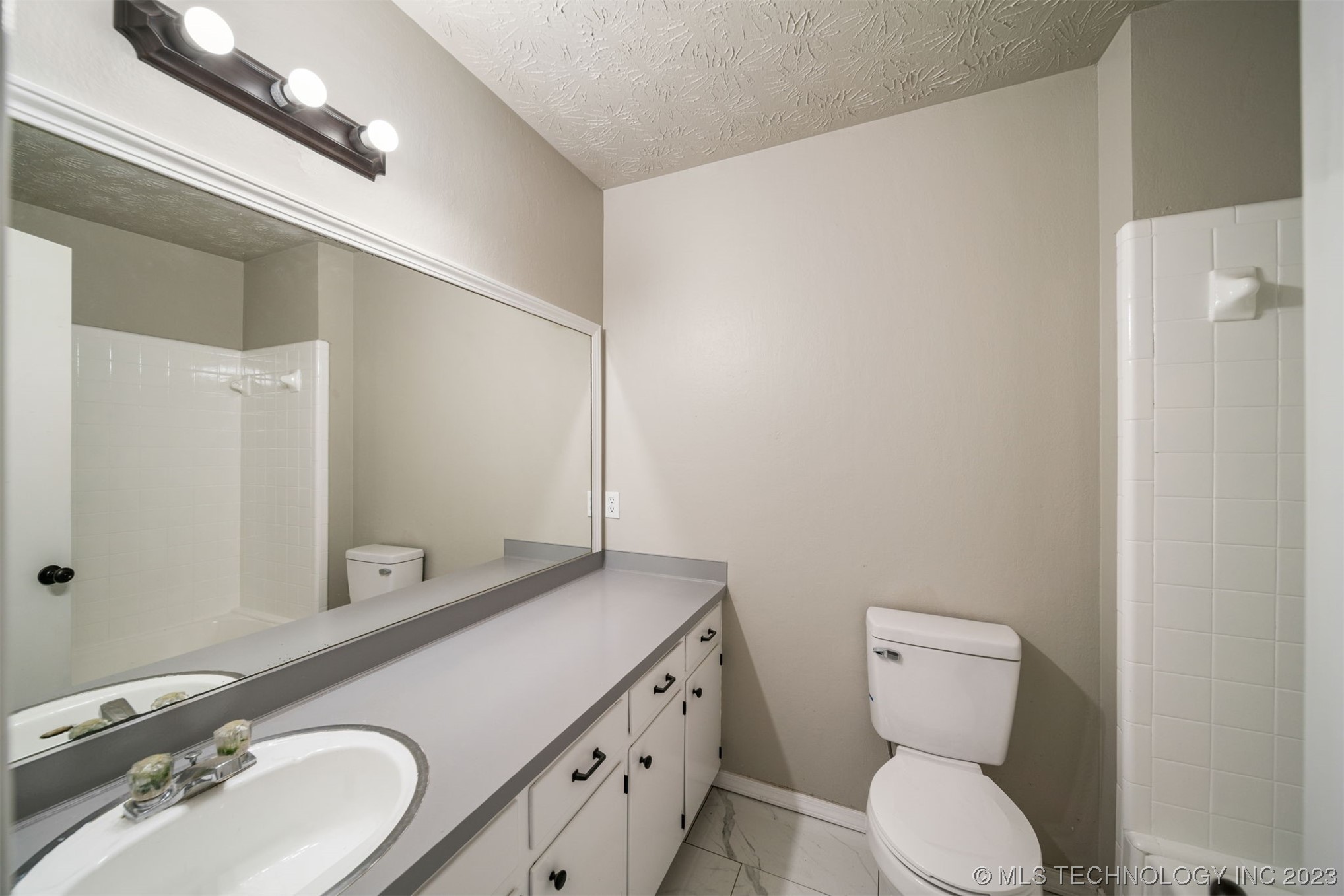 1401 N Choctaw Place