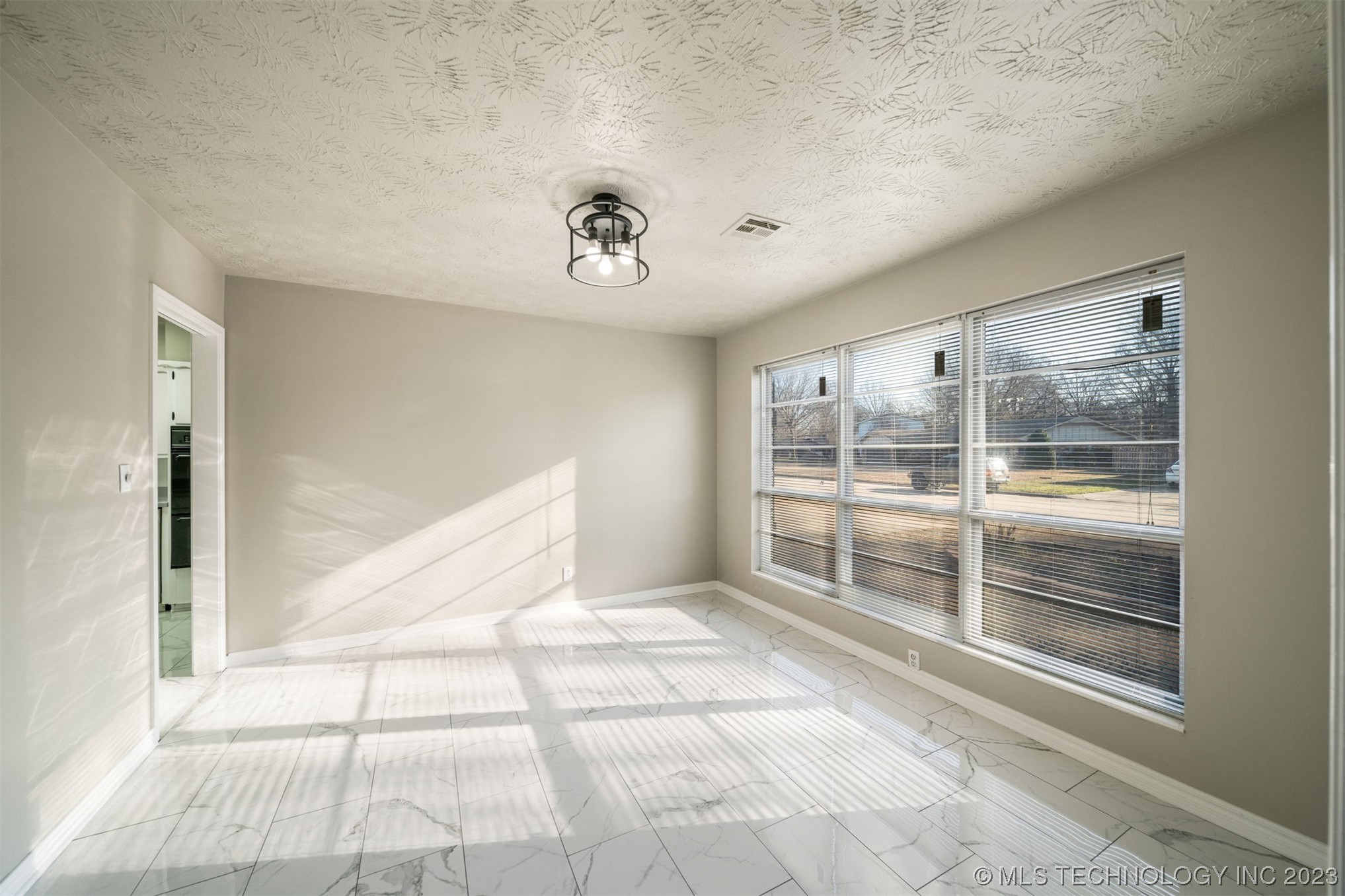 1401 N Choctaw Place