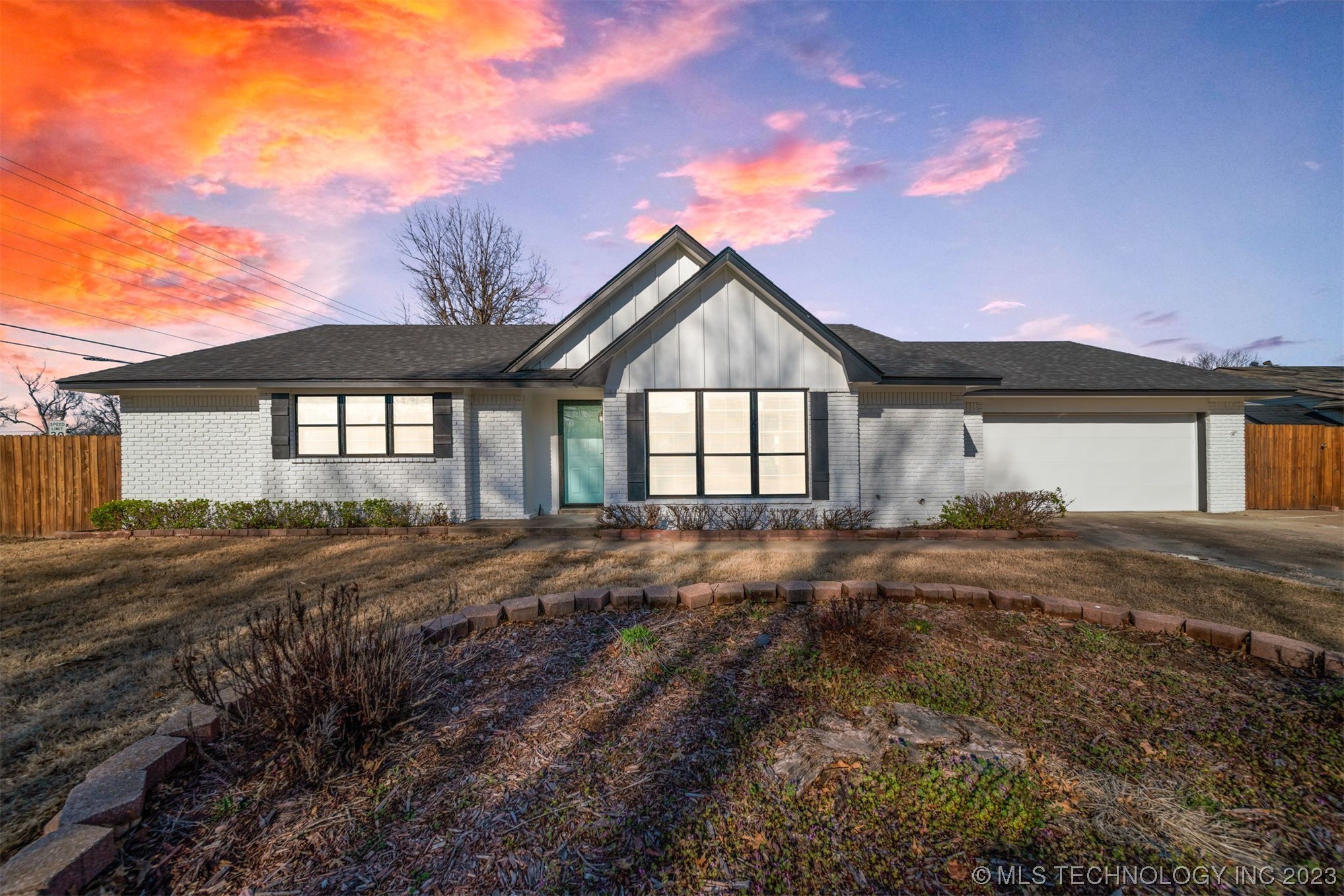 1401 N Choctaw Place