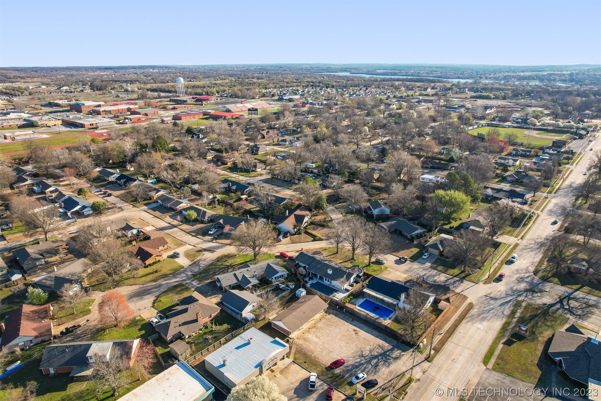 1401 N Choctaw Place