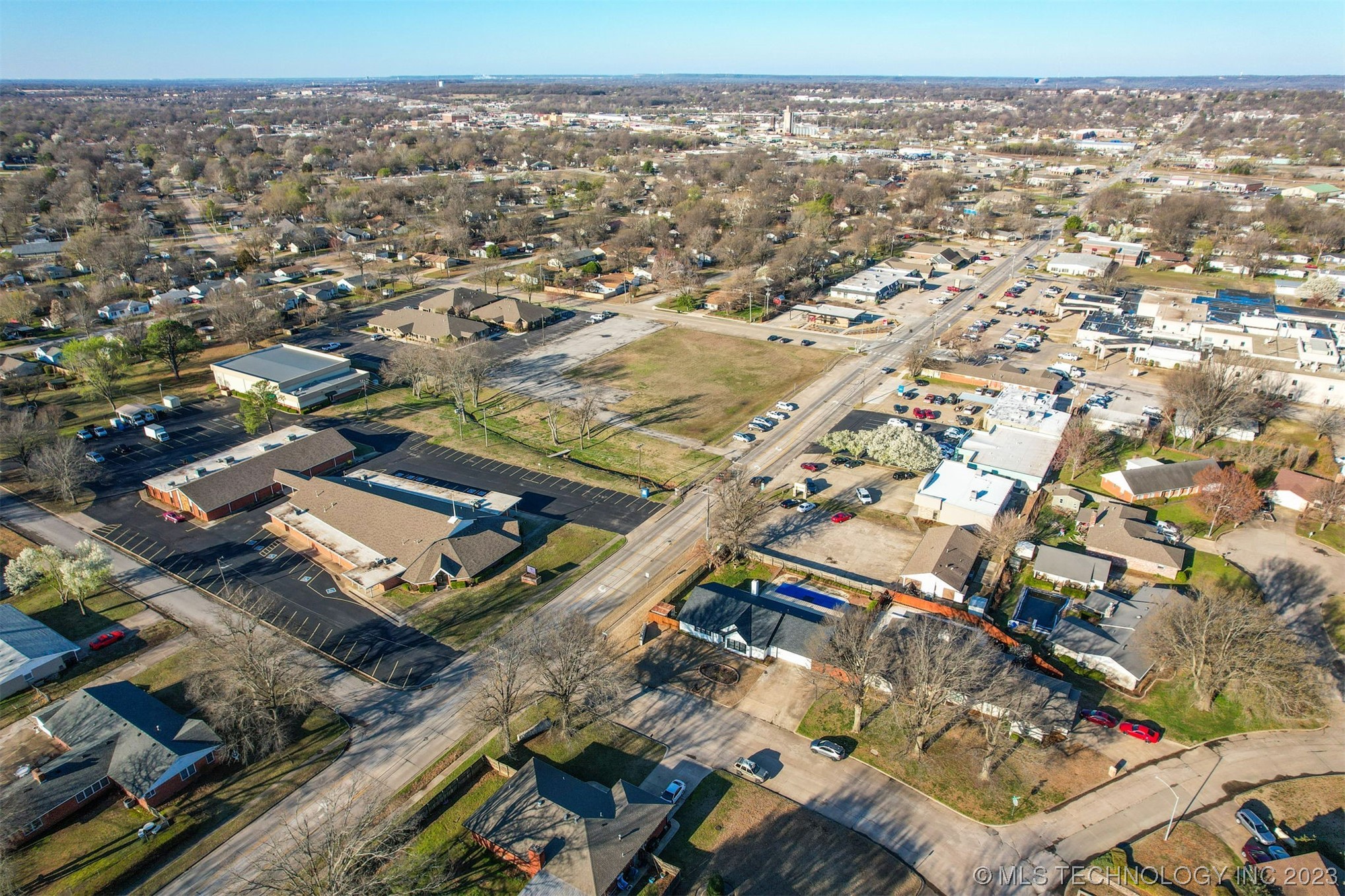 1401 N Choctaw Place