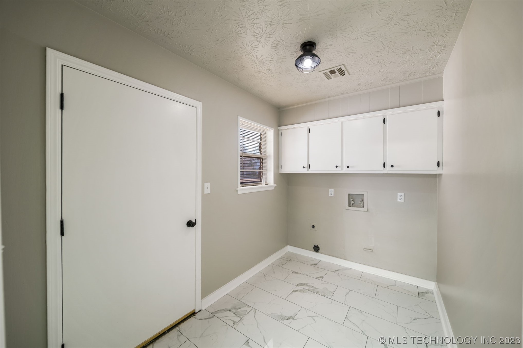 1401 N Choctaw Place