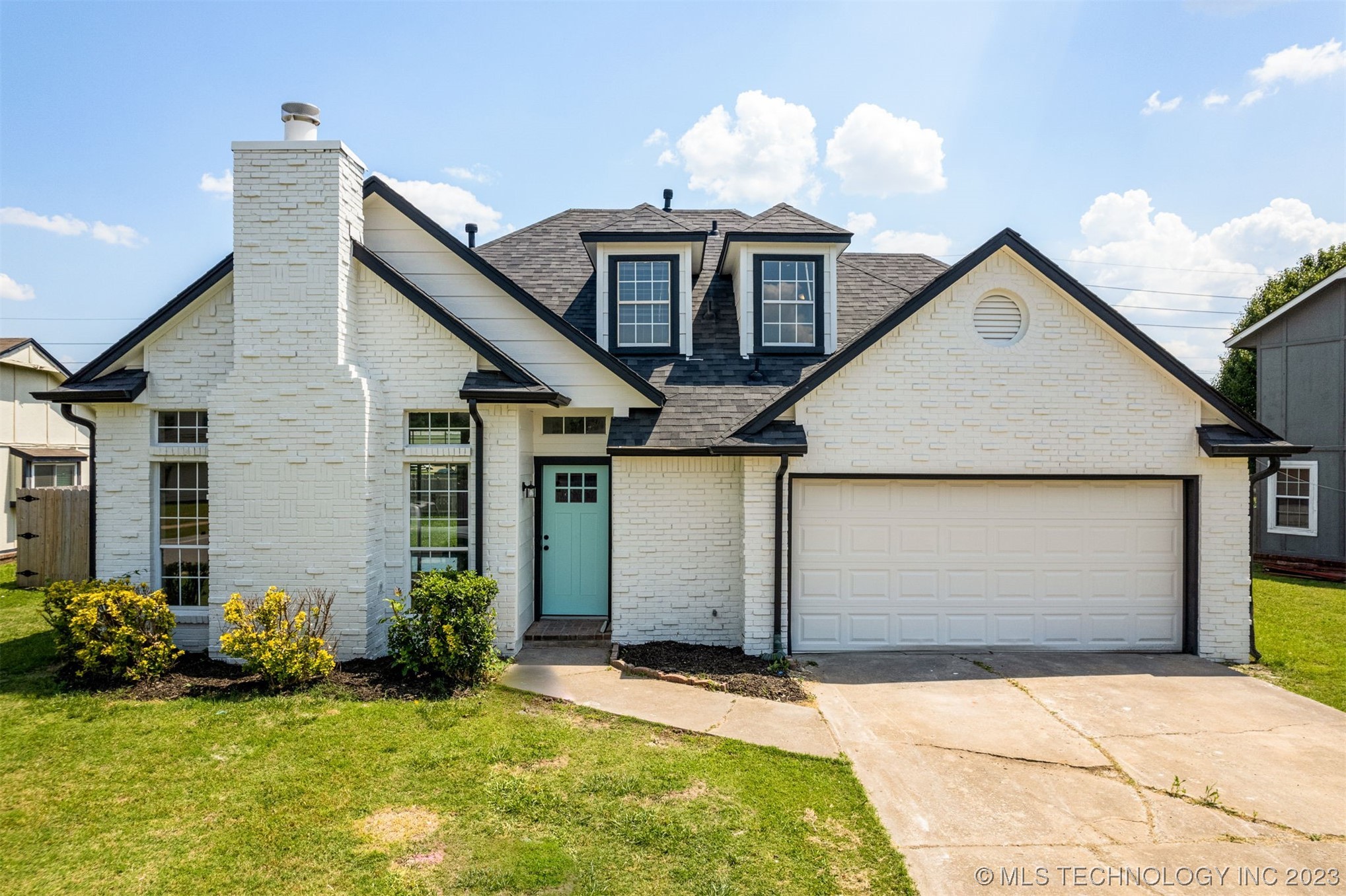 12302 E 87th Street N