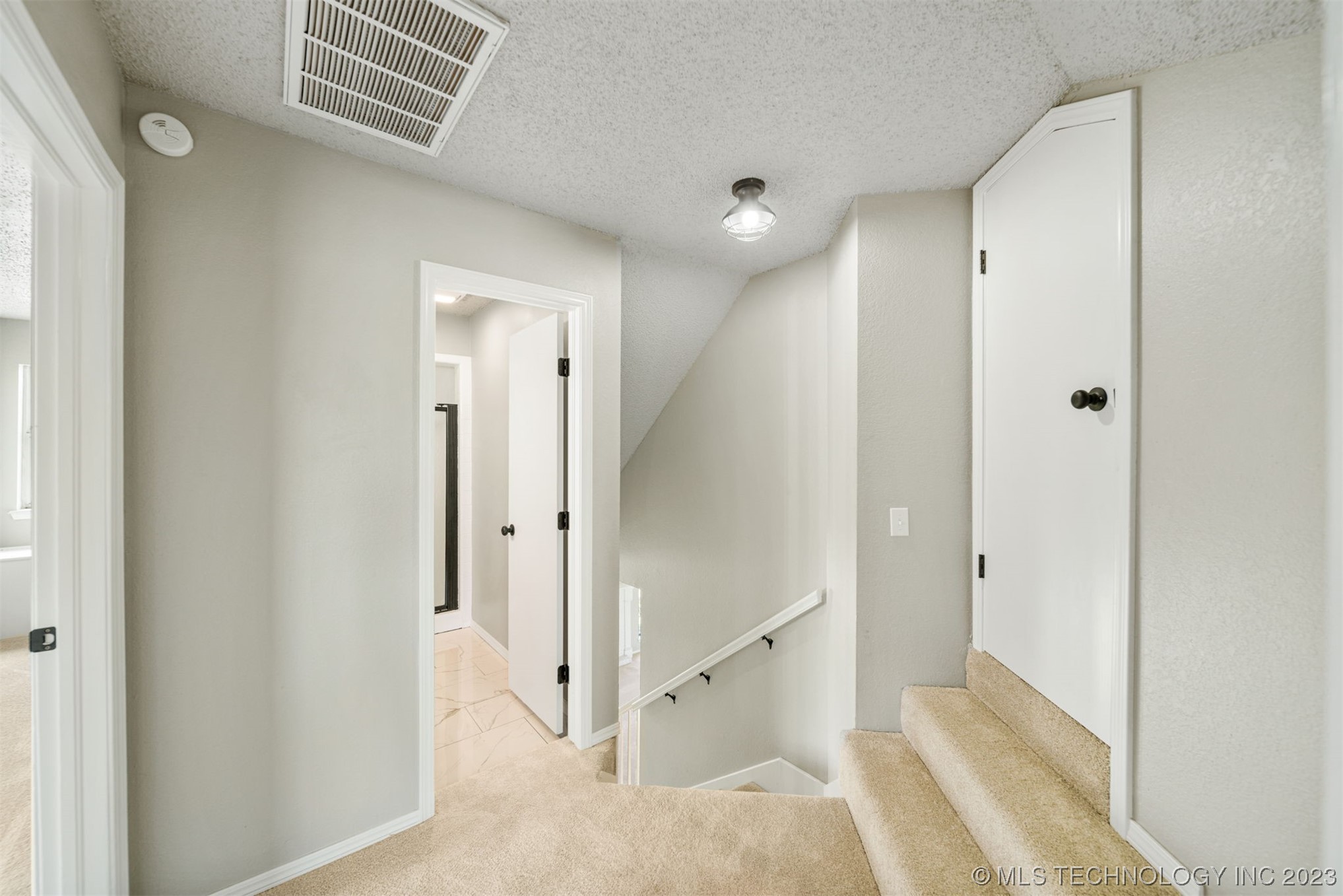 12302 E 87th Street N