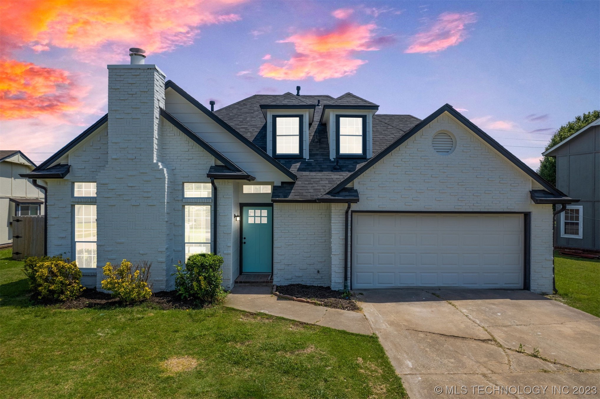 12302 E 87th Street N