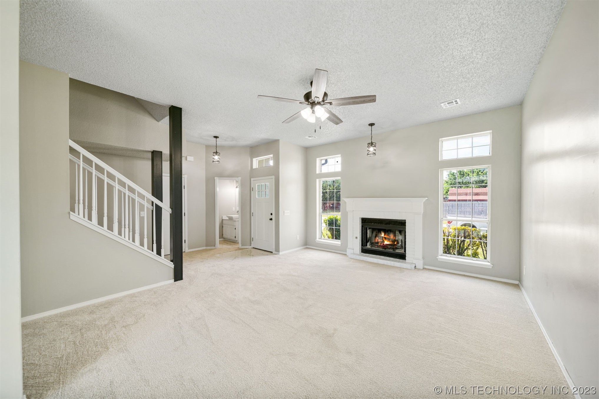 12302 E 87th Street N