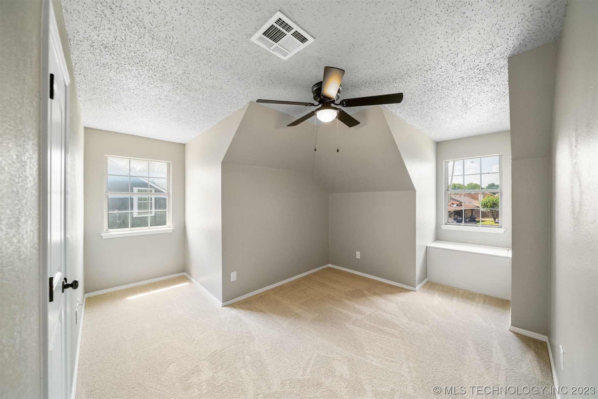 12302 E 87th Street N