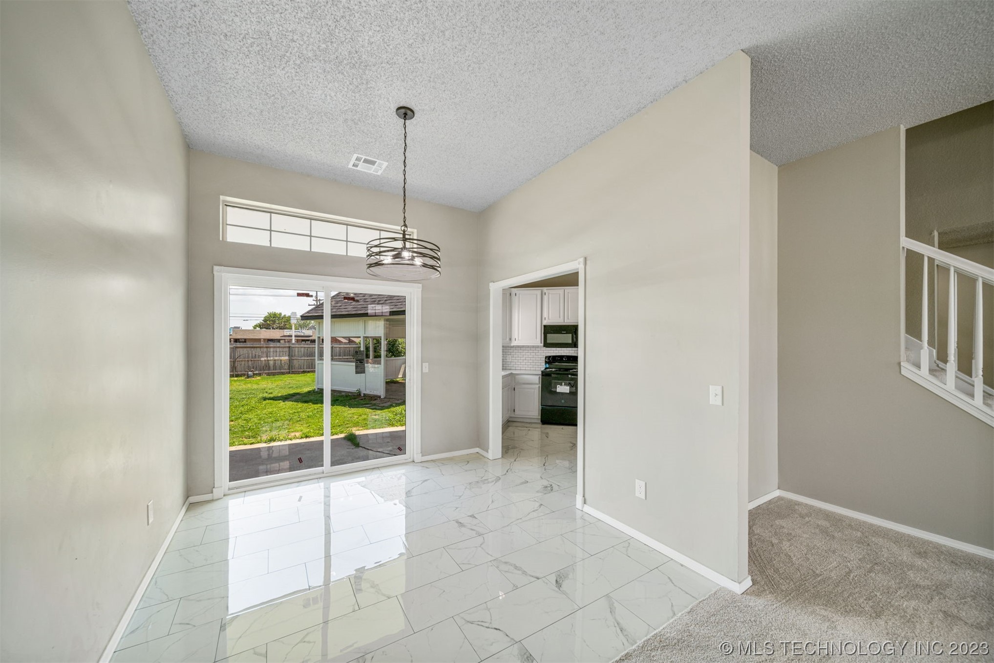 12302 E 87th Street N