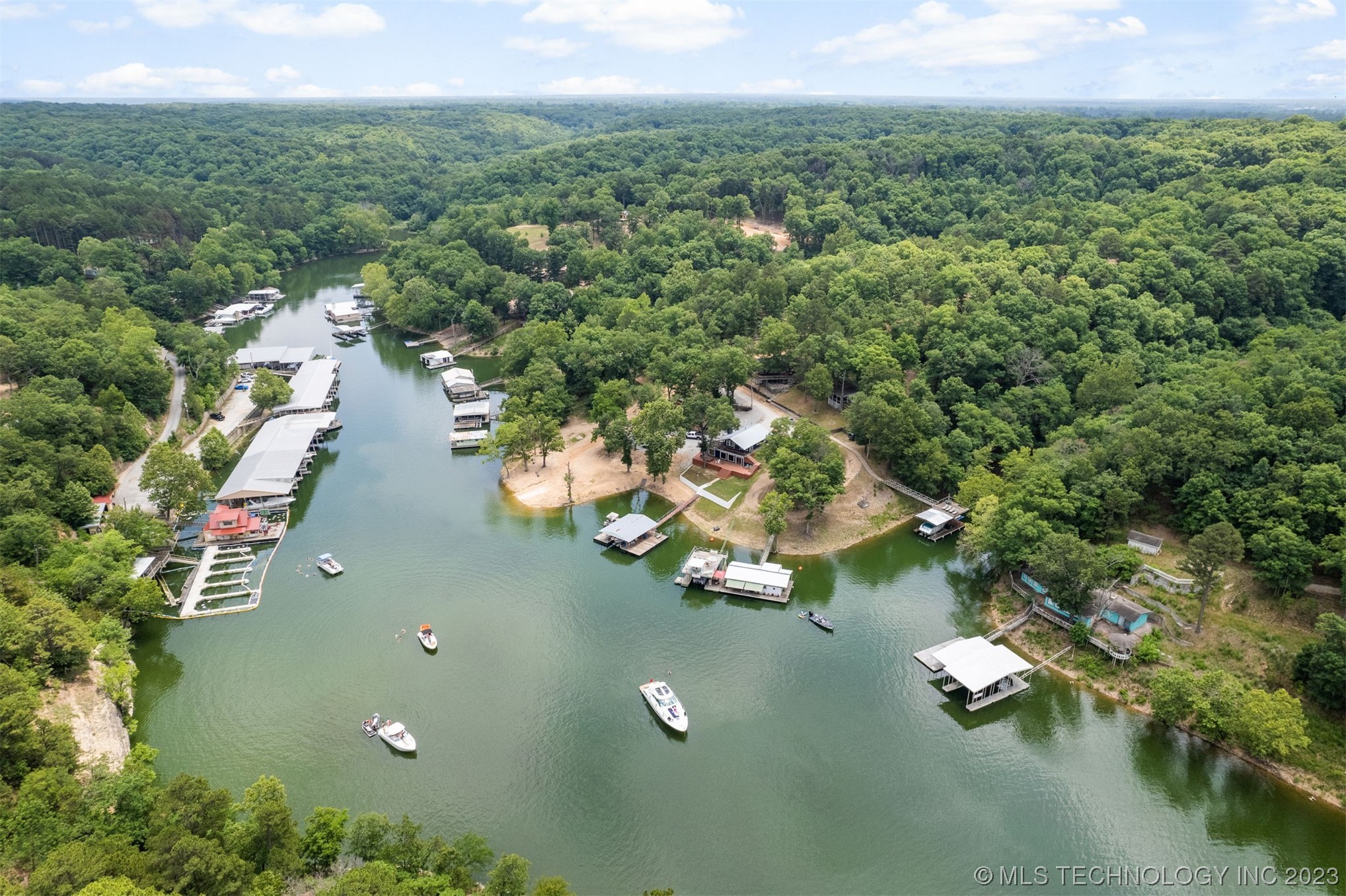 413 Private Road 046