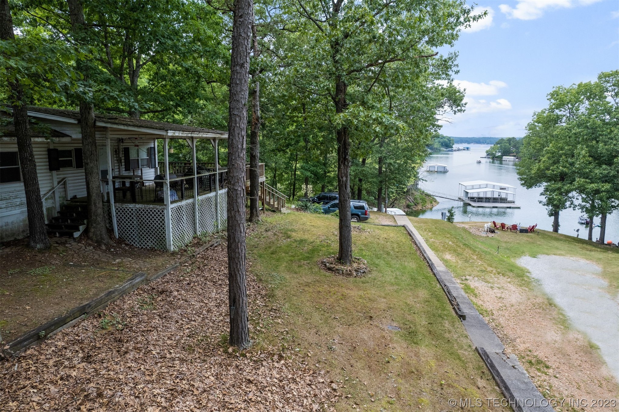 413 Private Road 046