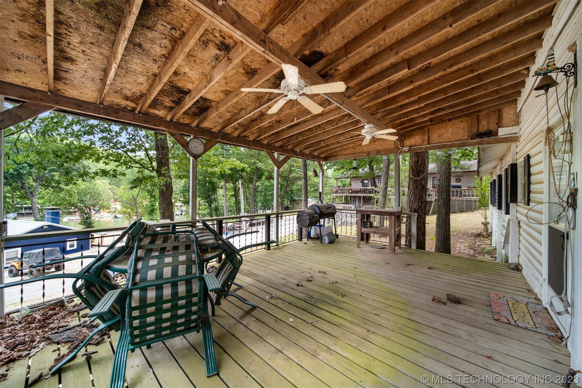 413 Private Road 046