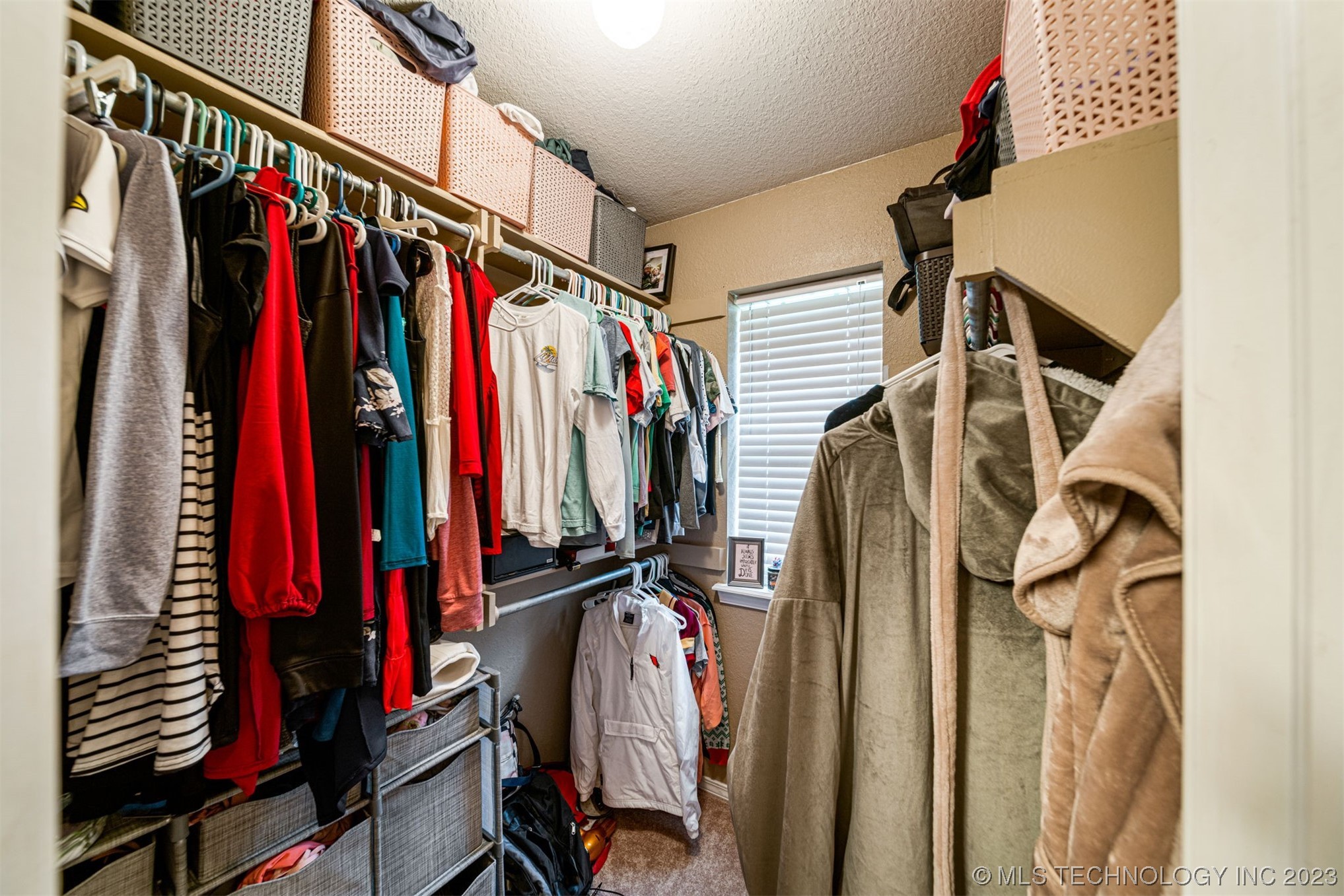 4909 E Chestnut Drive