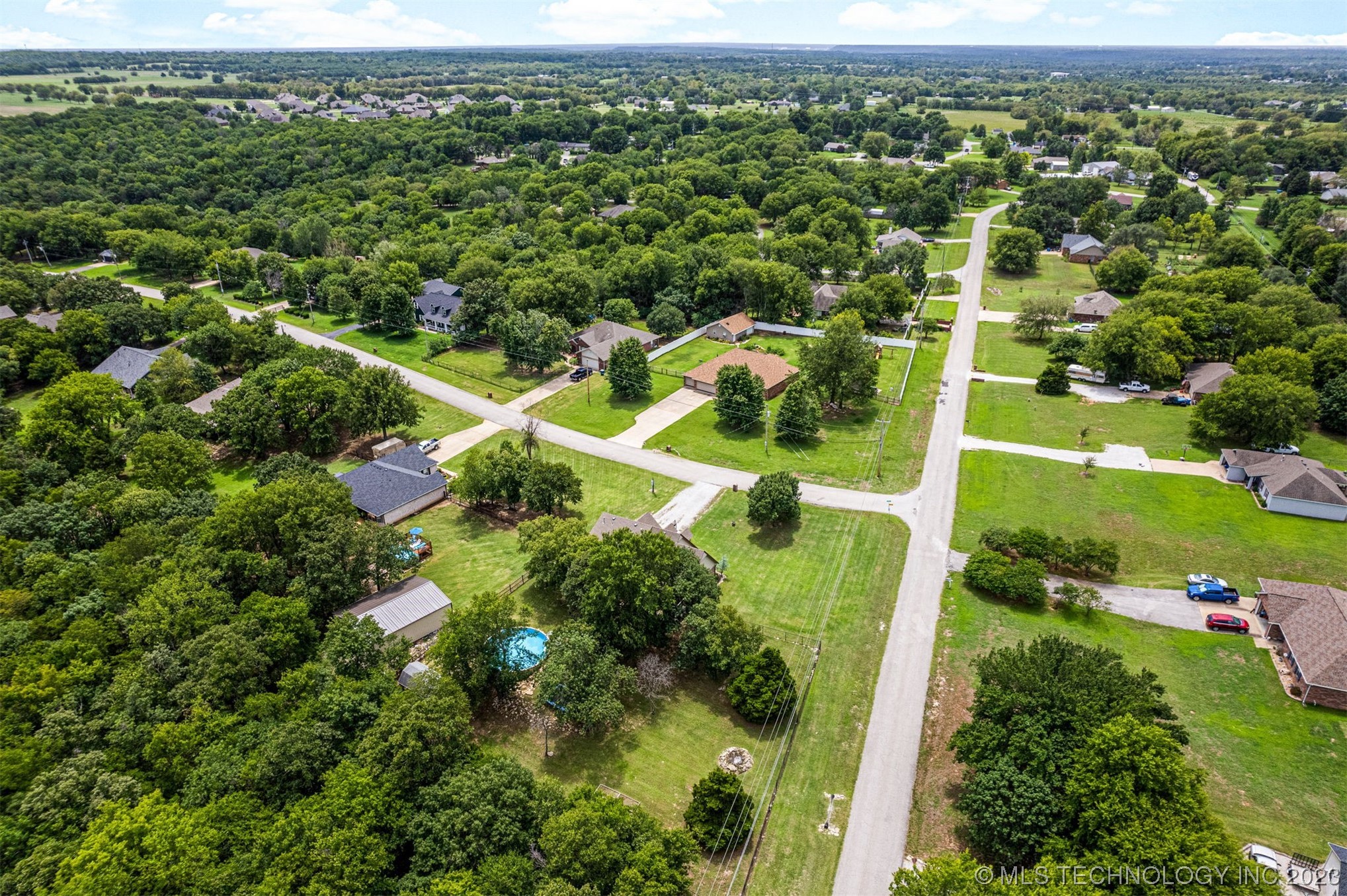 4909 E Chestnut Drive