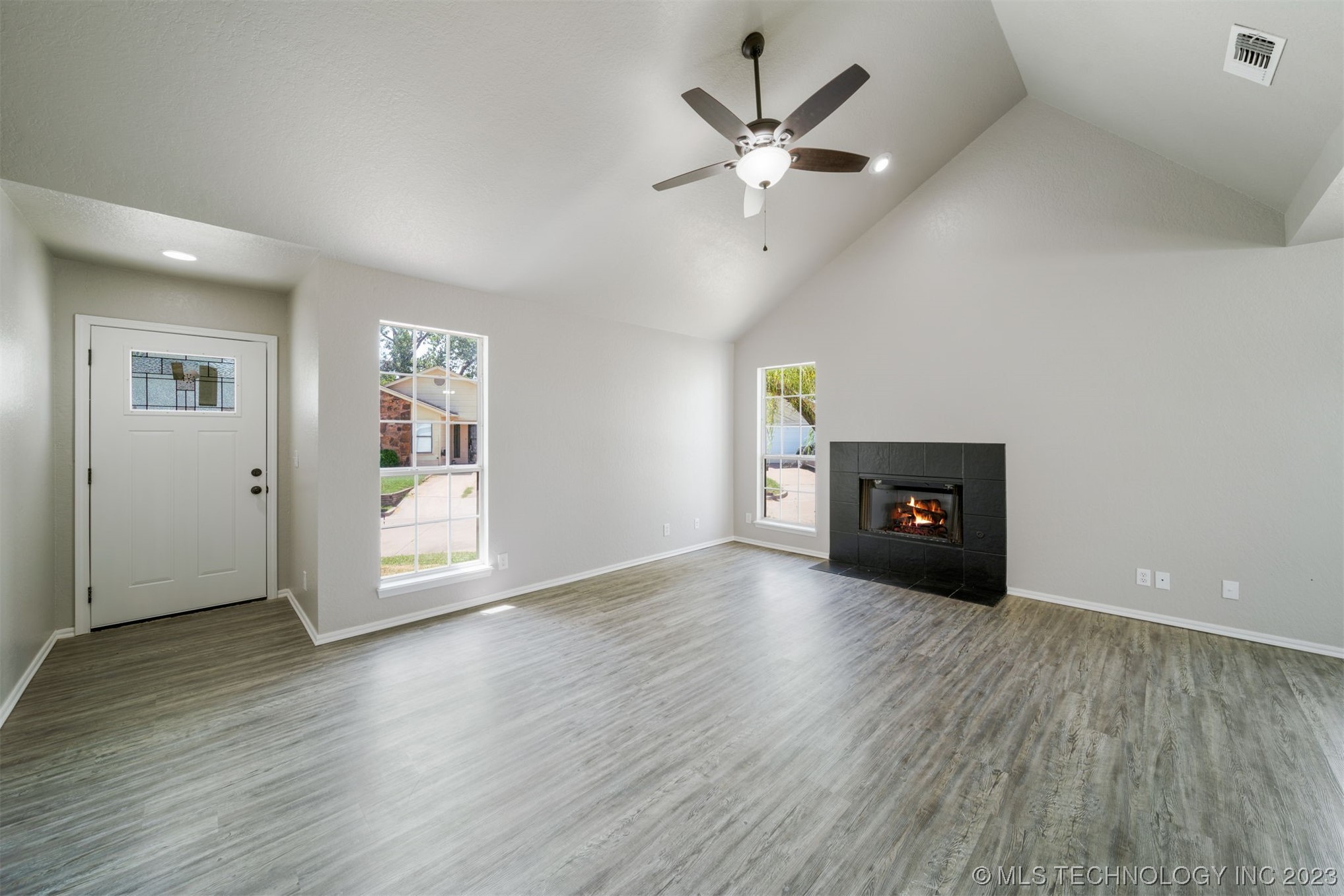 8401 N 116th East Place