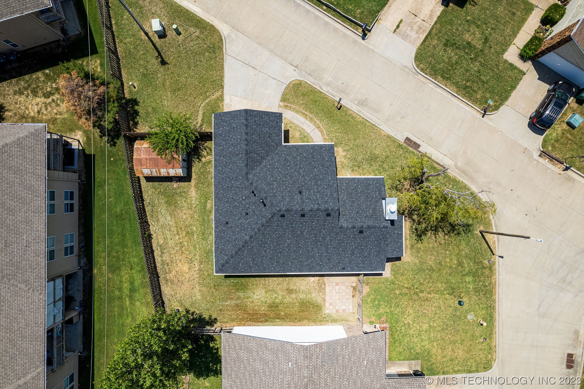 8401 N 116th East Place