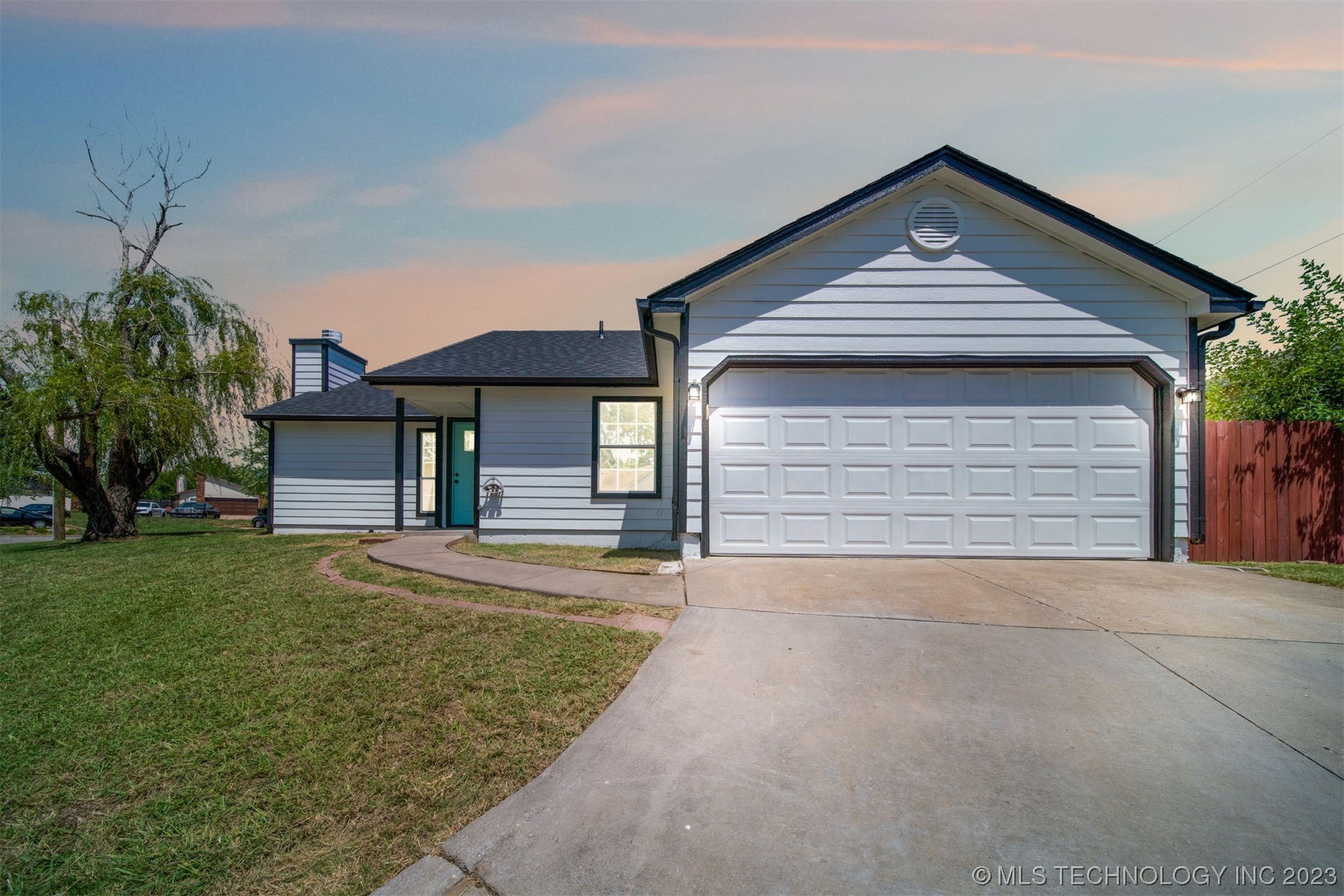 8401 N 116th East Place