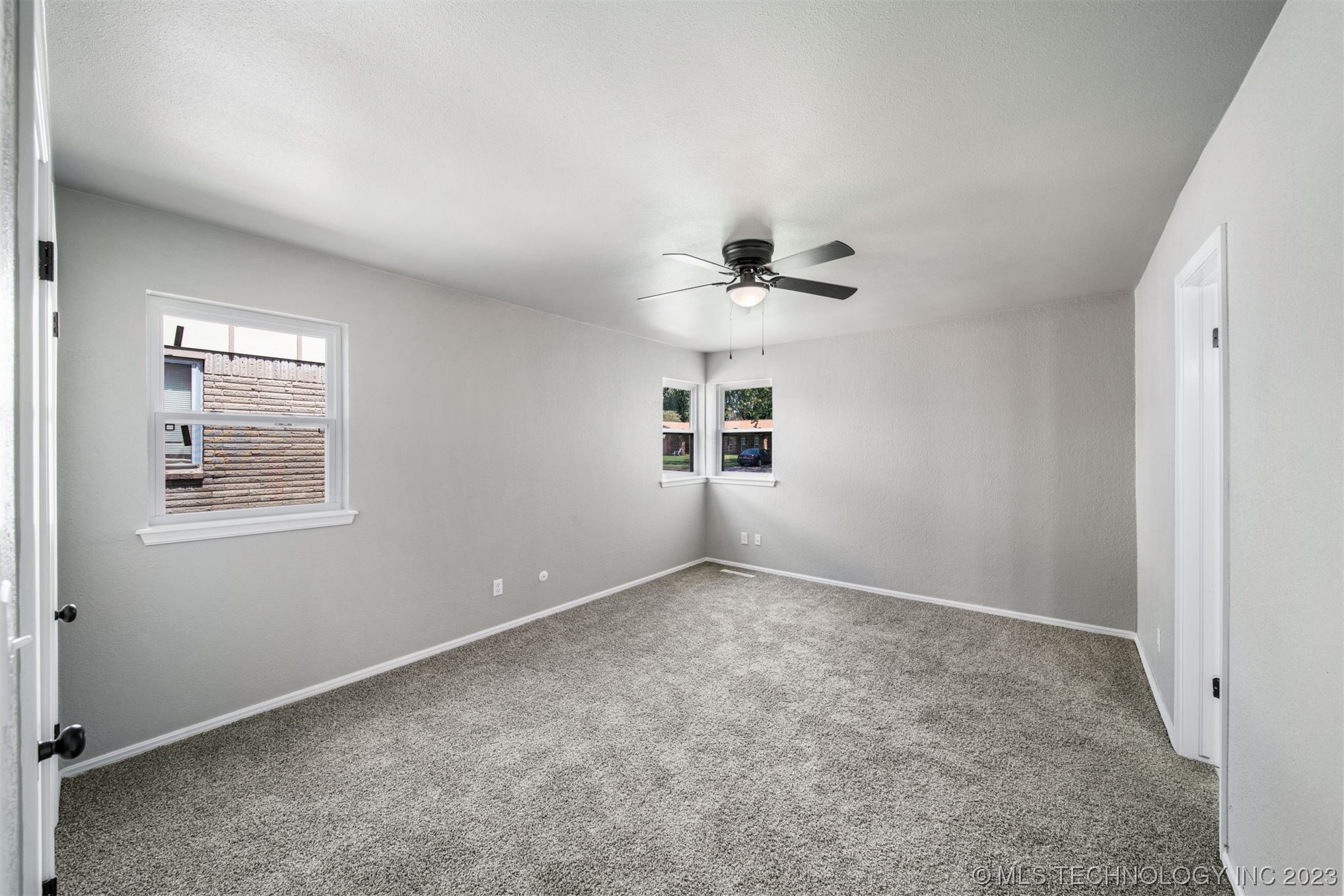 1108 N Hickory Court