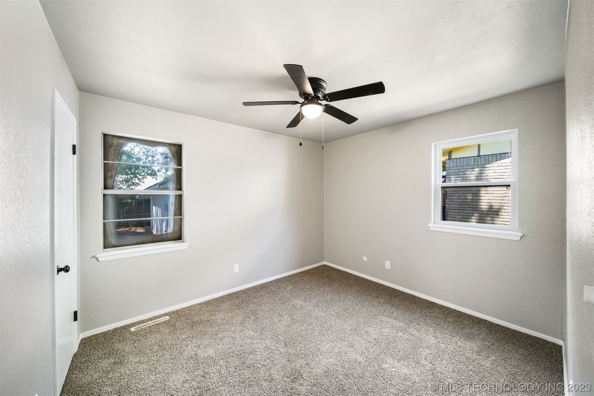 1108 N Hickory Court