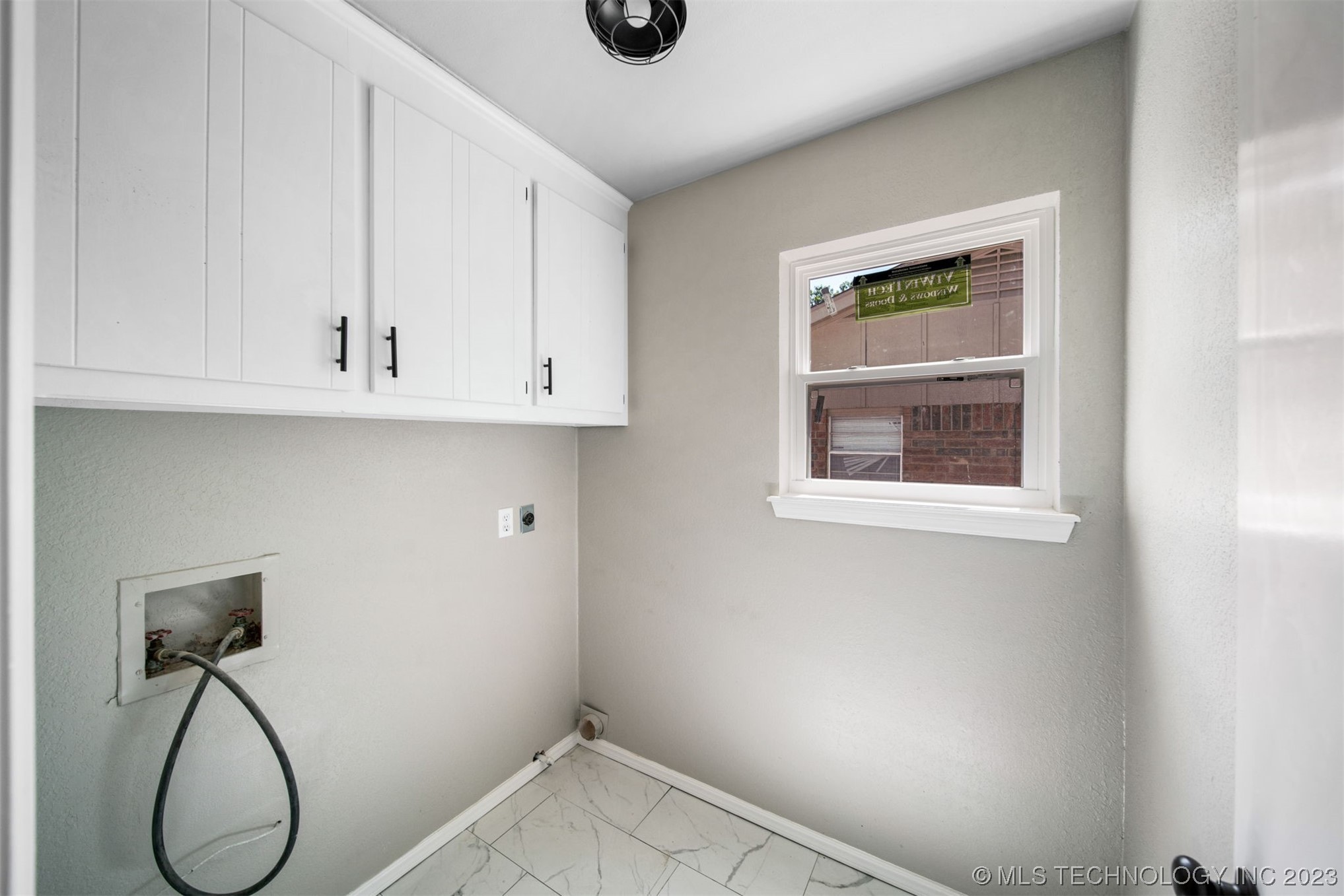 1108 N Hickory Court