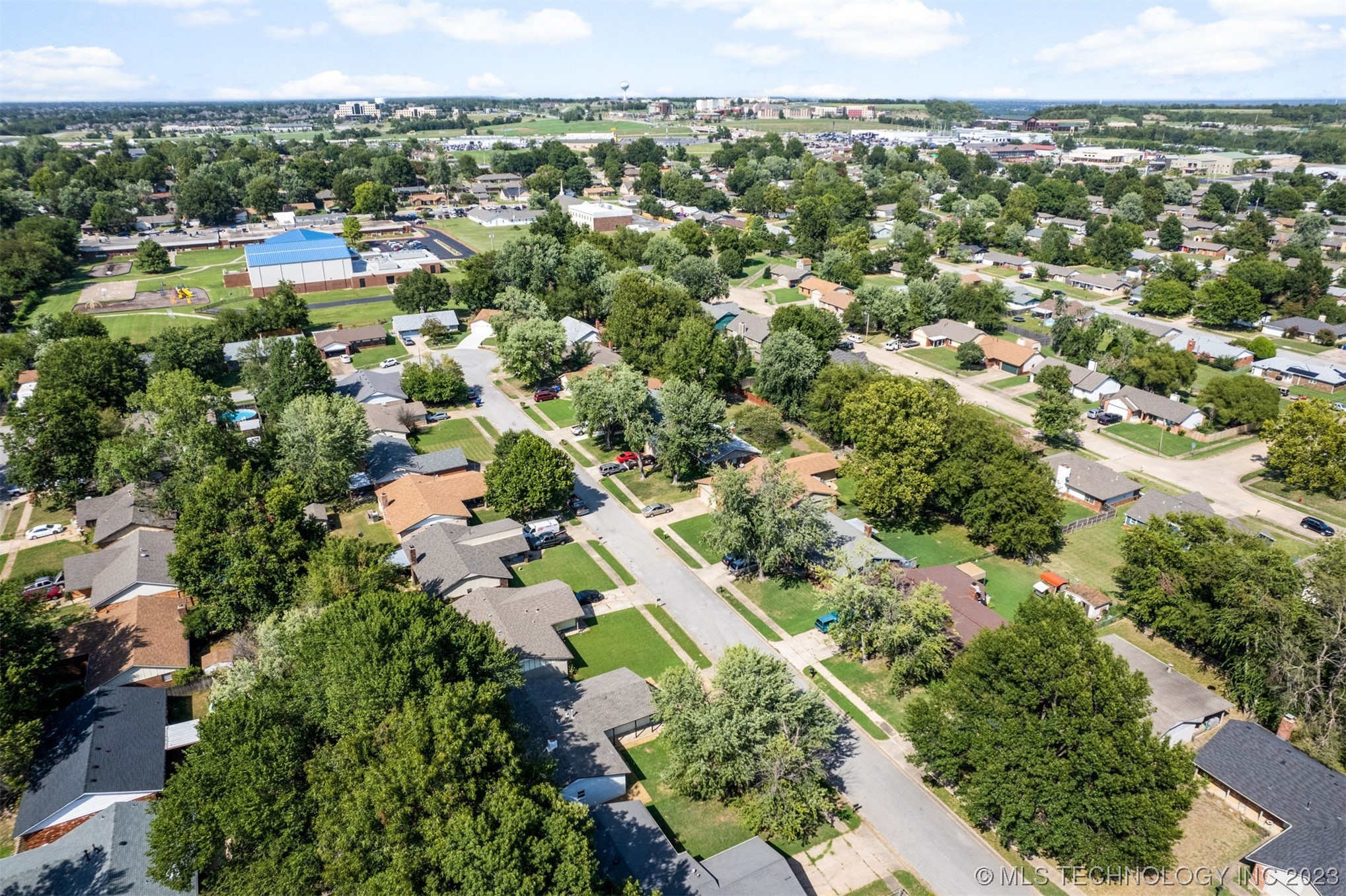 1108 N Hickory Court