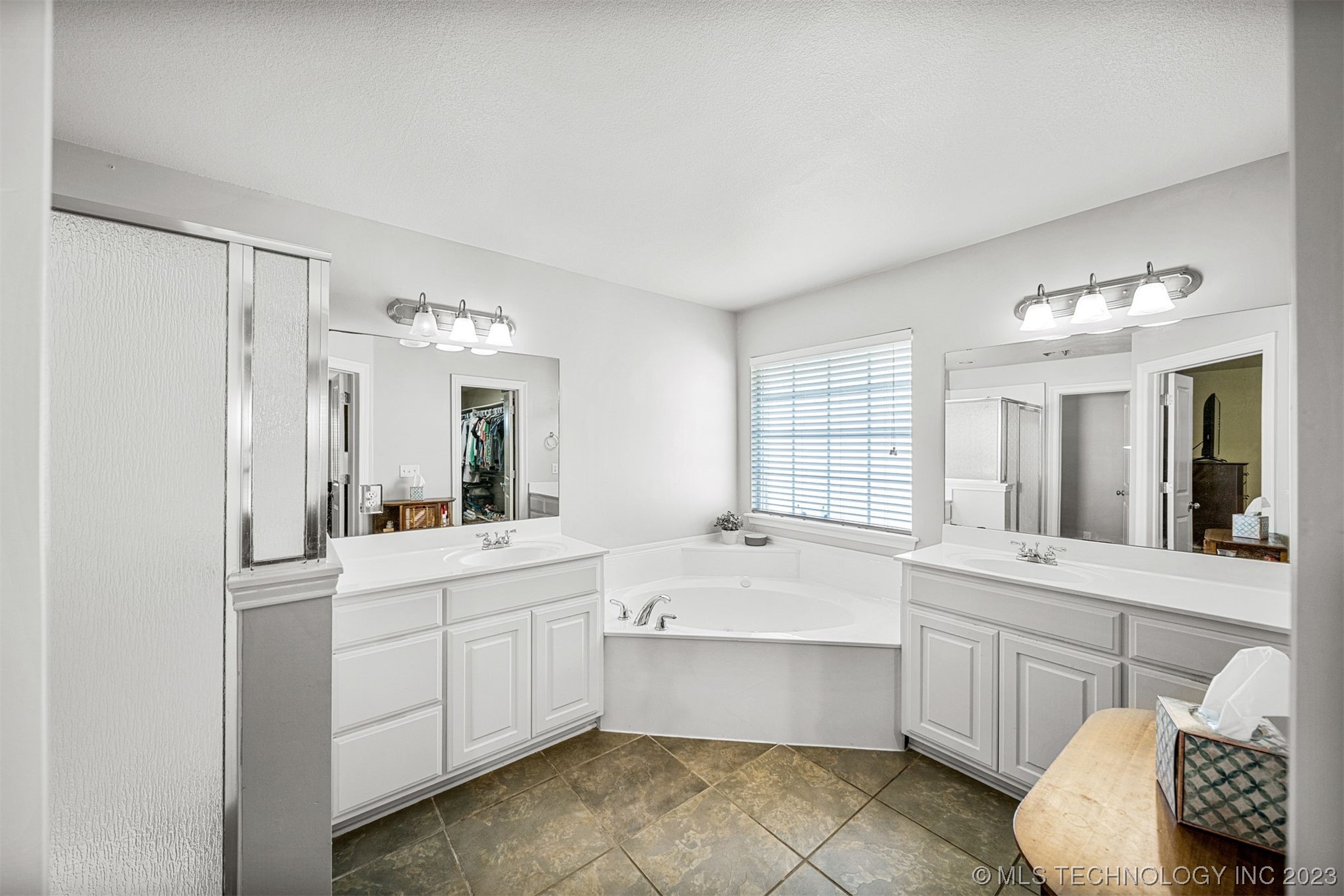 9405 N 105th East Avenue