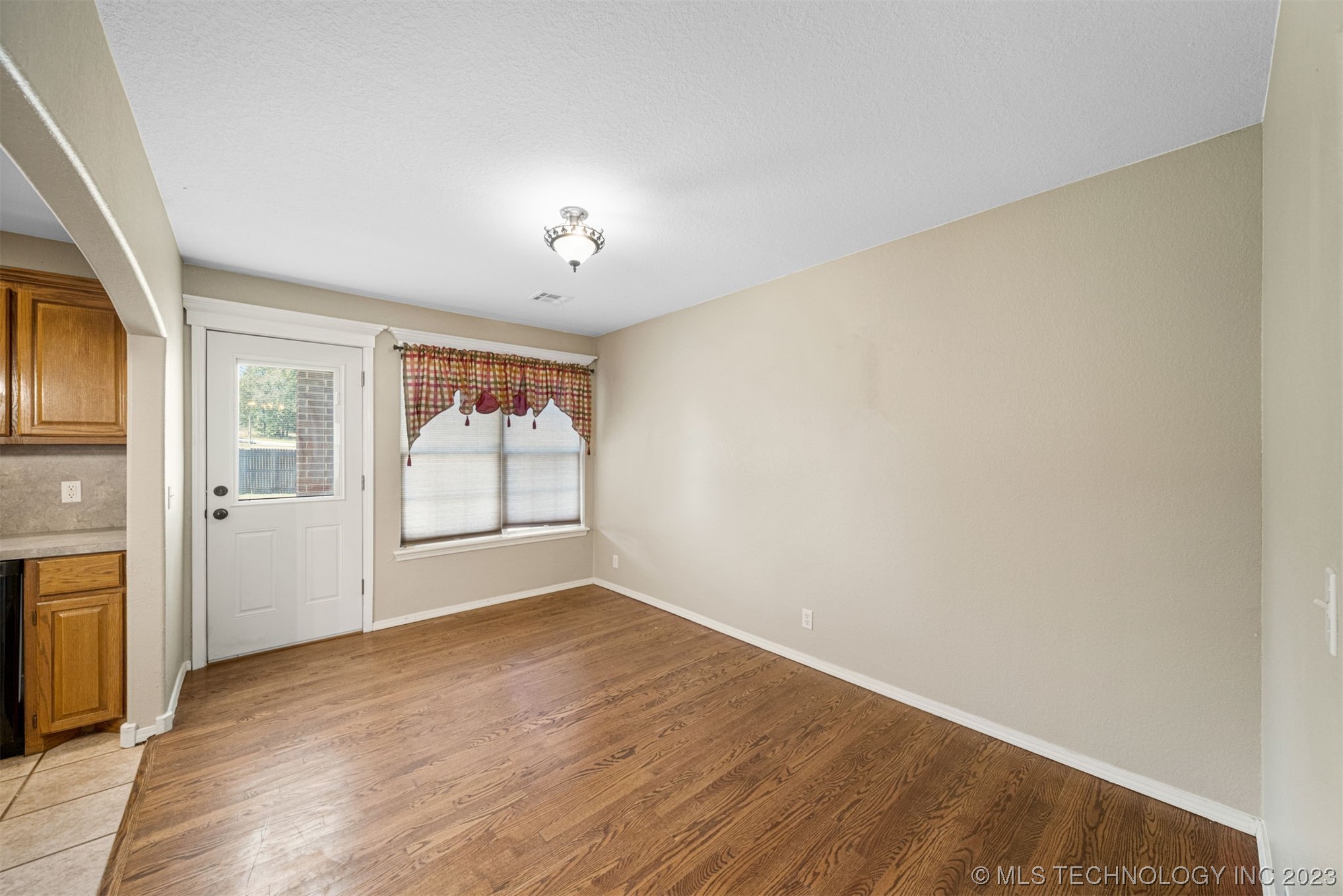 14024 S 261st East Avenue