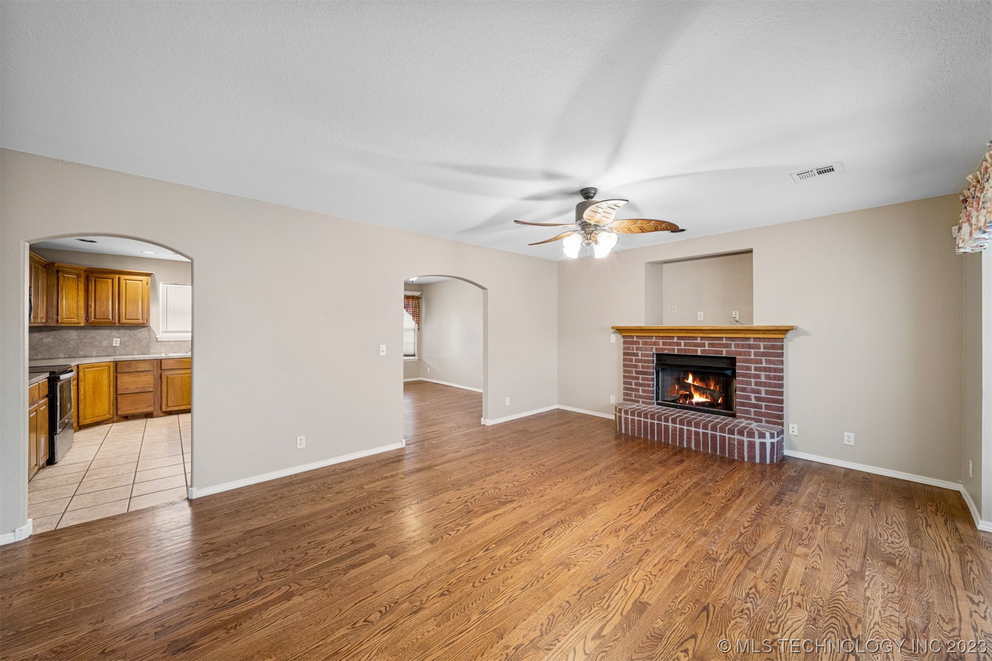 14024 S 261st East Avenue