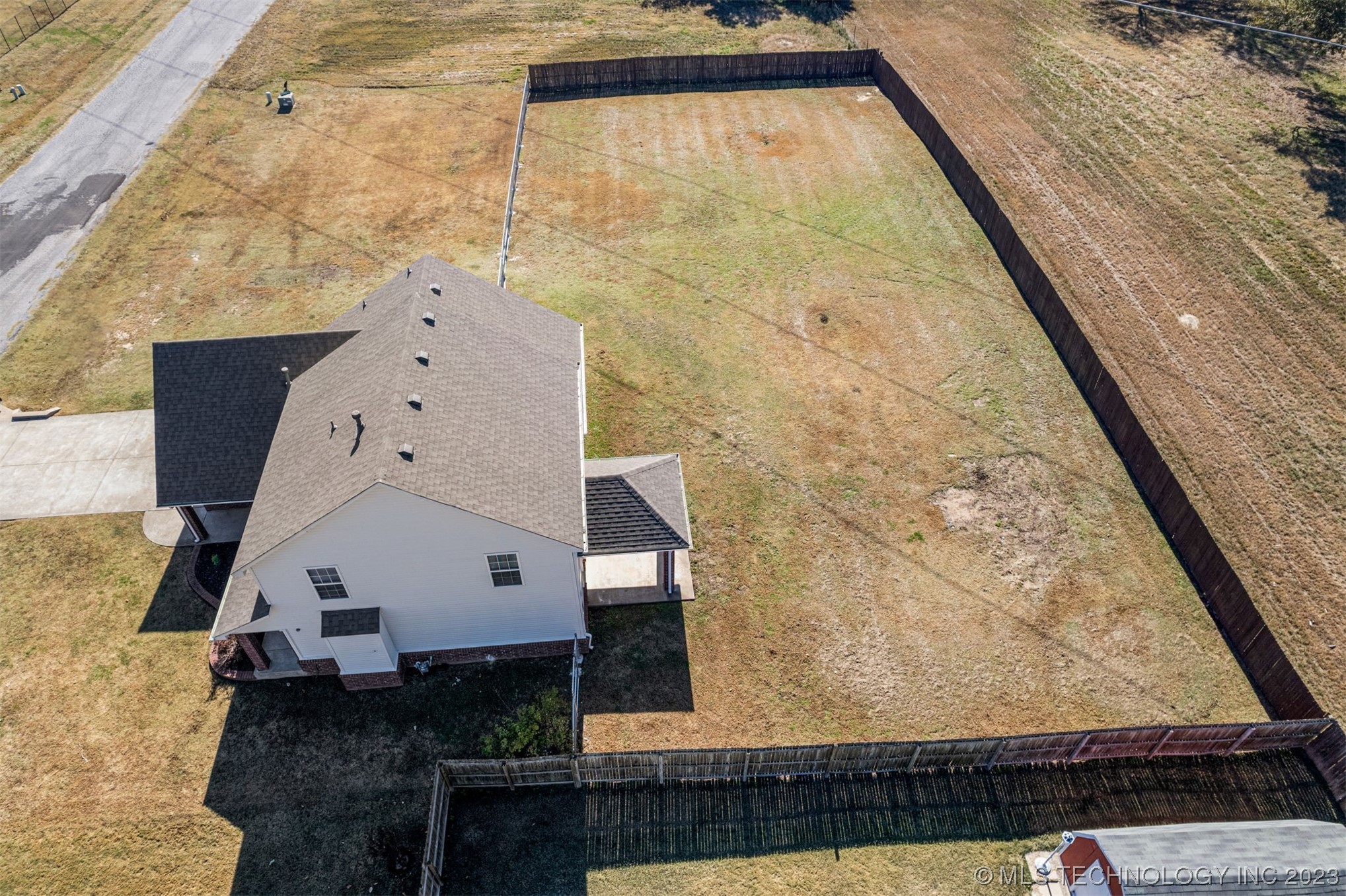 14024 S 261st East Avenue