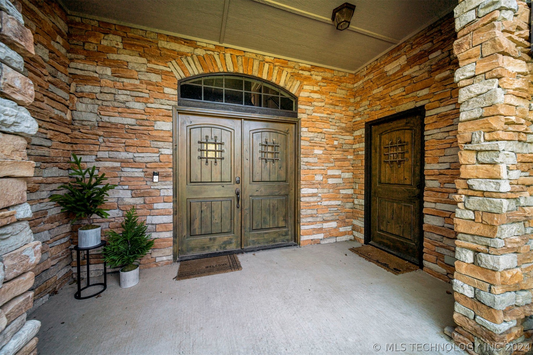 6412 N Twin Creeks Drive
