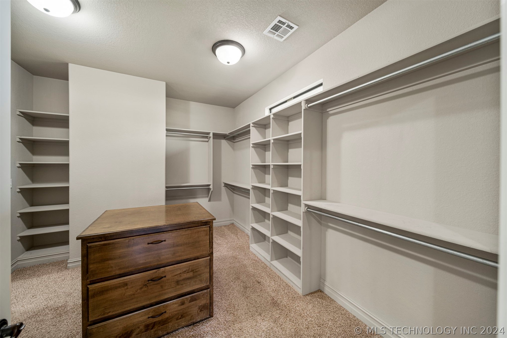 6412 N Twin Creeks Drive