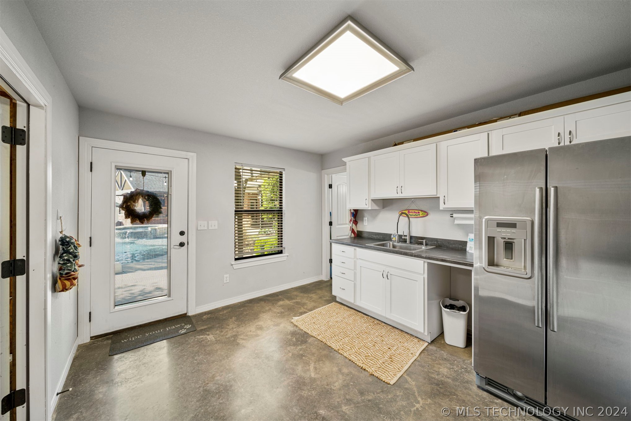 6412 N Twin Creeks Drive
