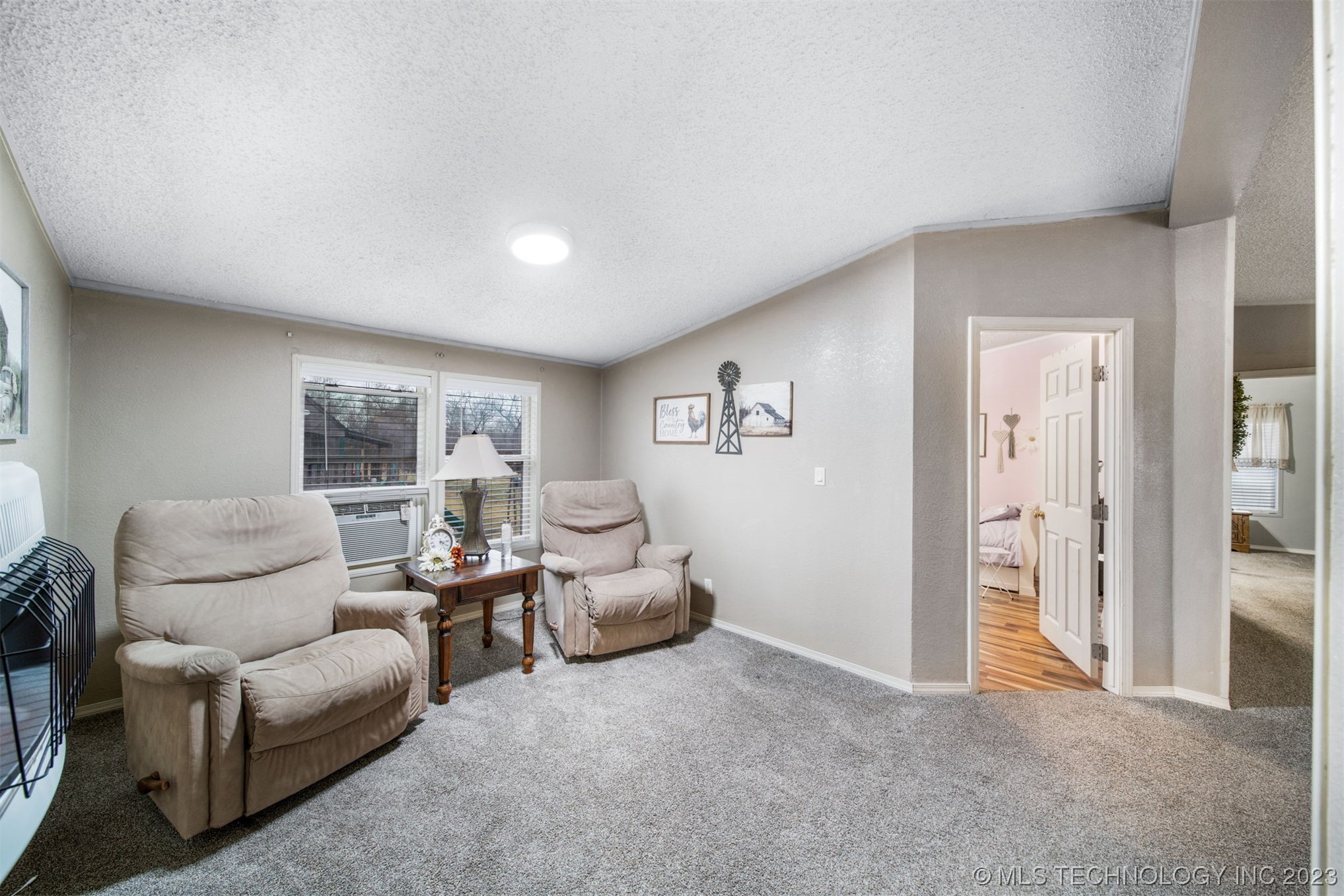 650 E 6th Street