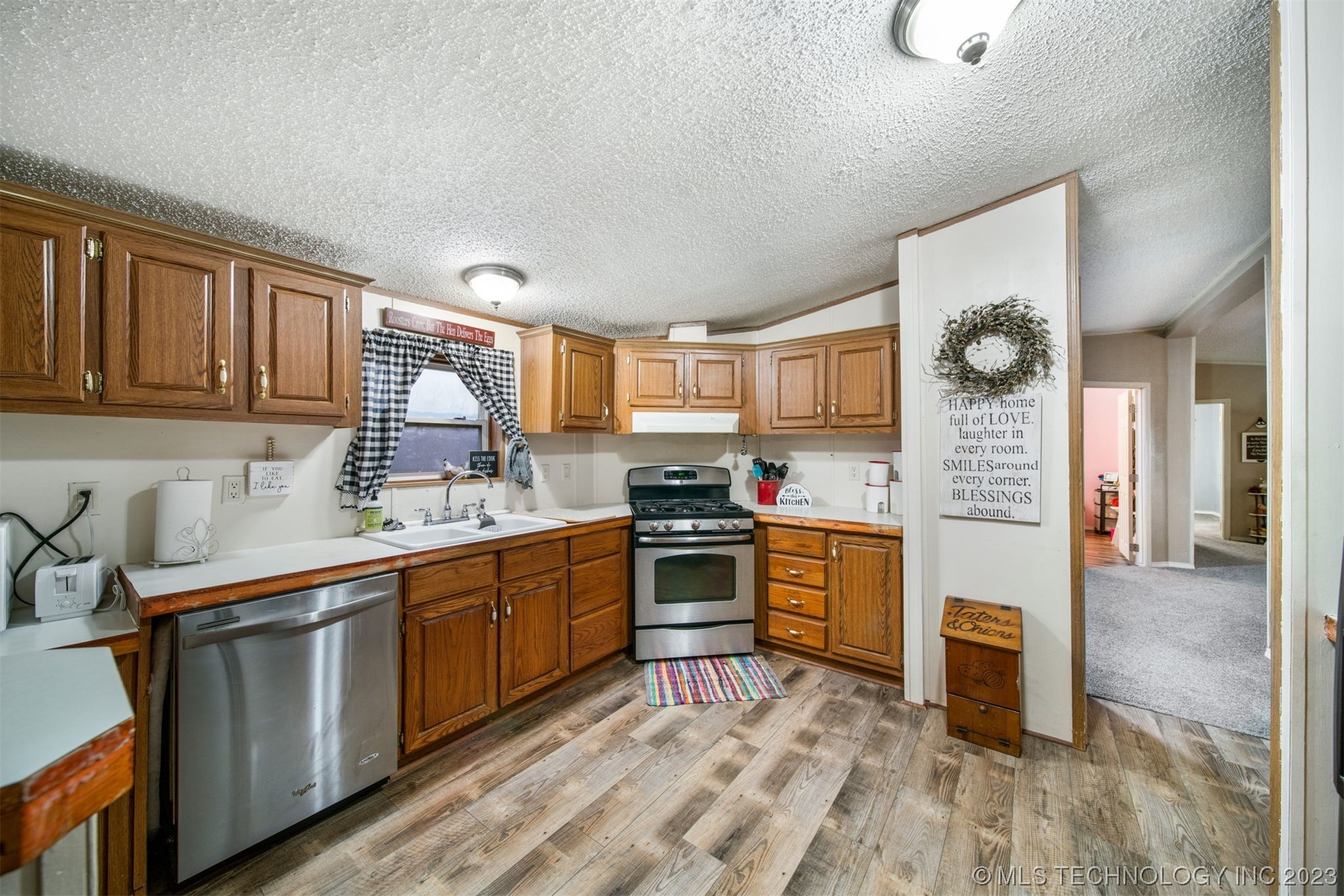 650 E 6th Street